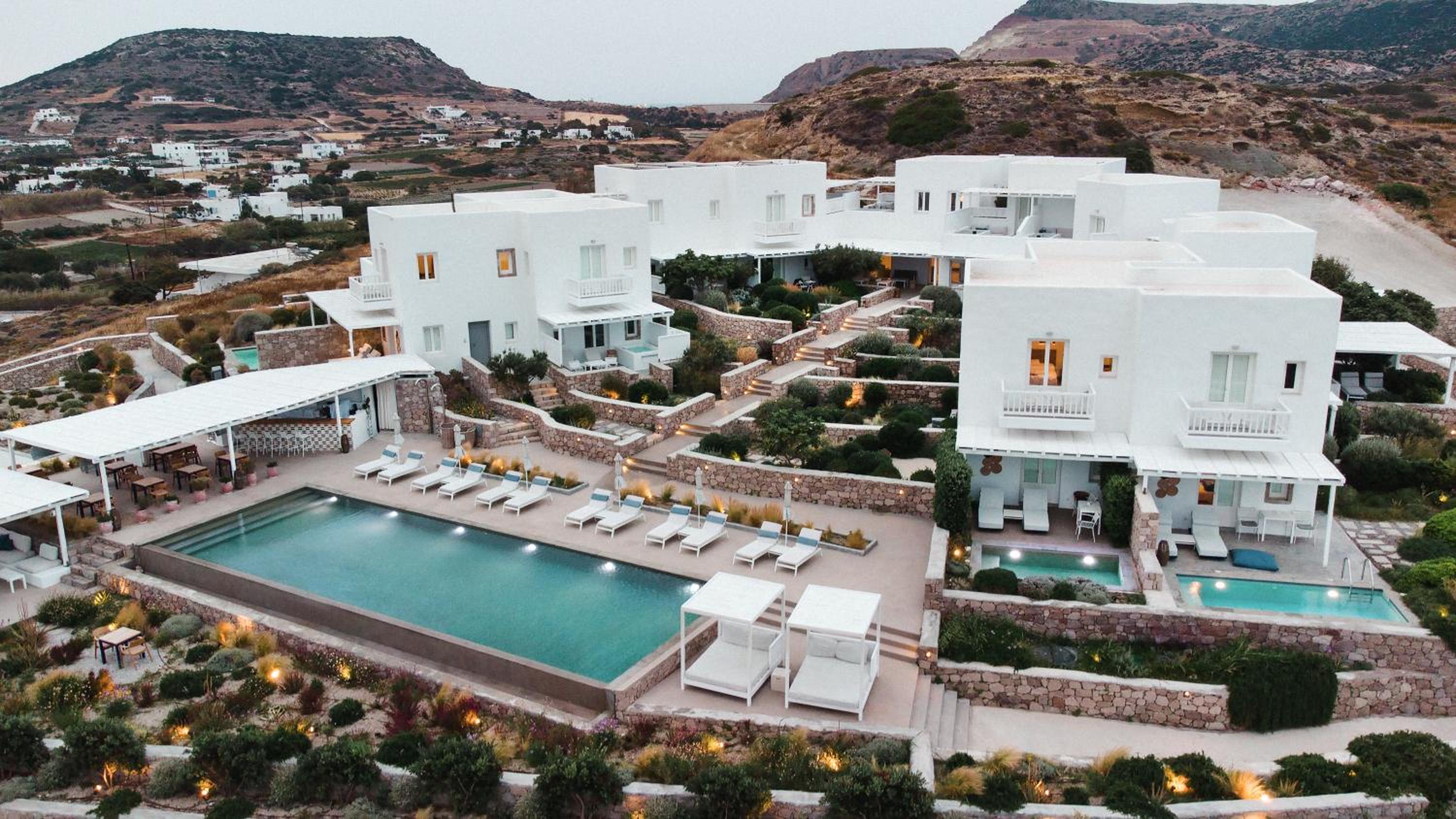 Milos Breeze Boutique Hotel 105