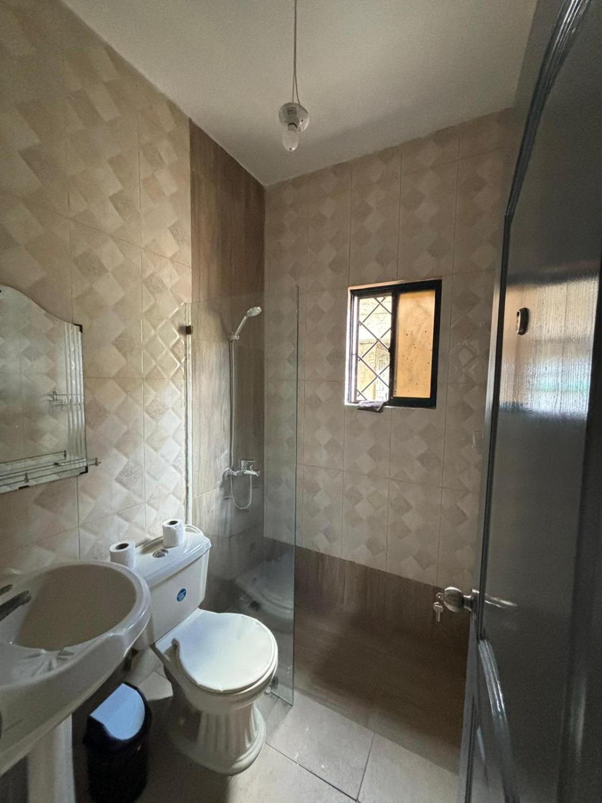 Casa familiar con piscina y cerca de la playa