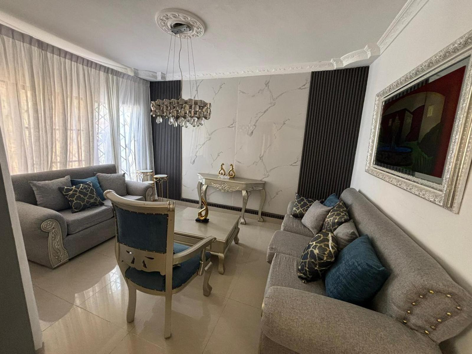 Casa familiar con piscina y cerca de la playa