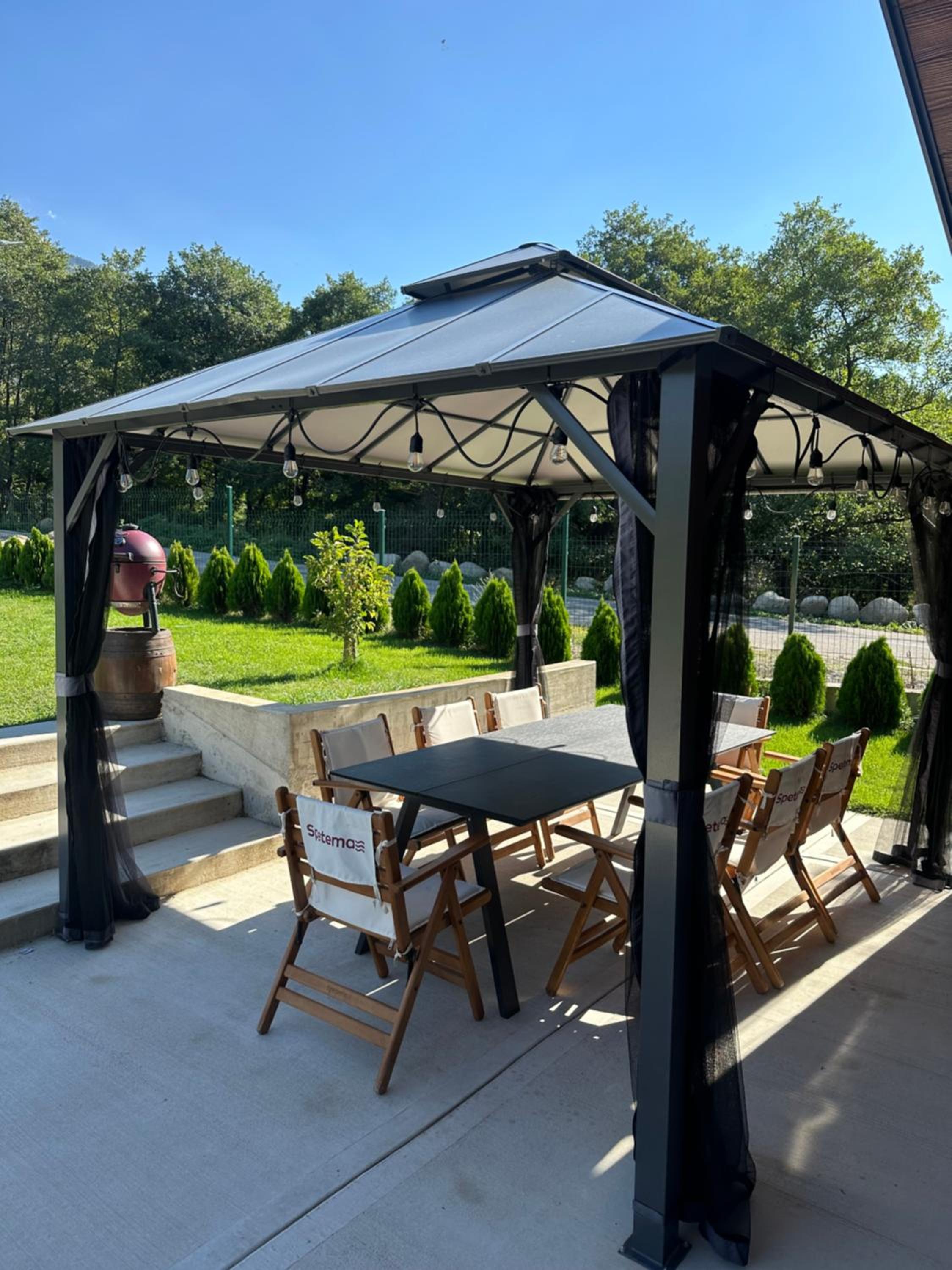Alexandra Family Estate