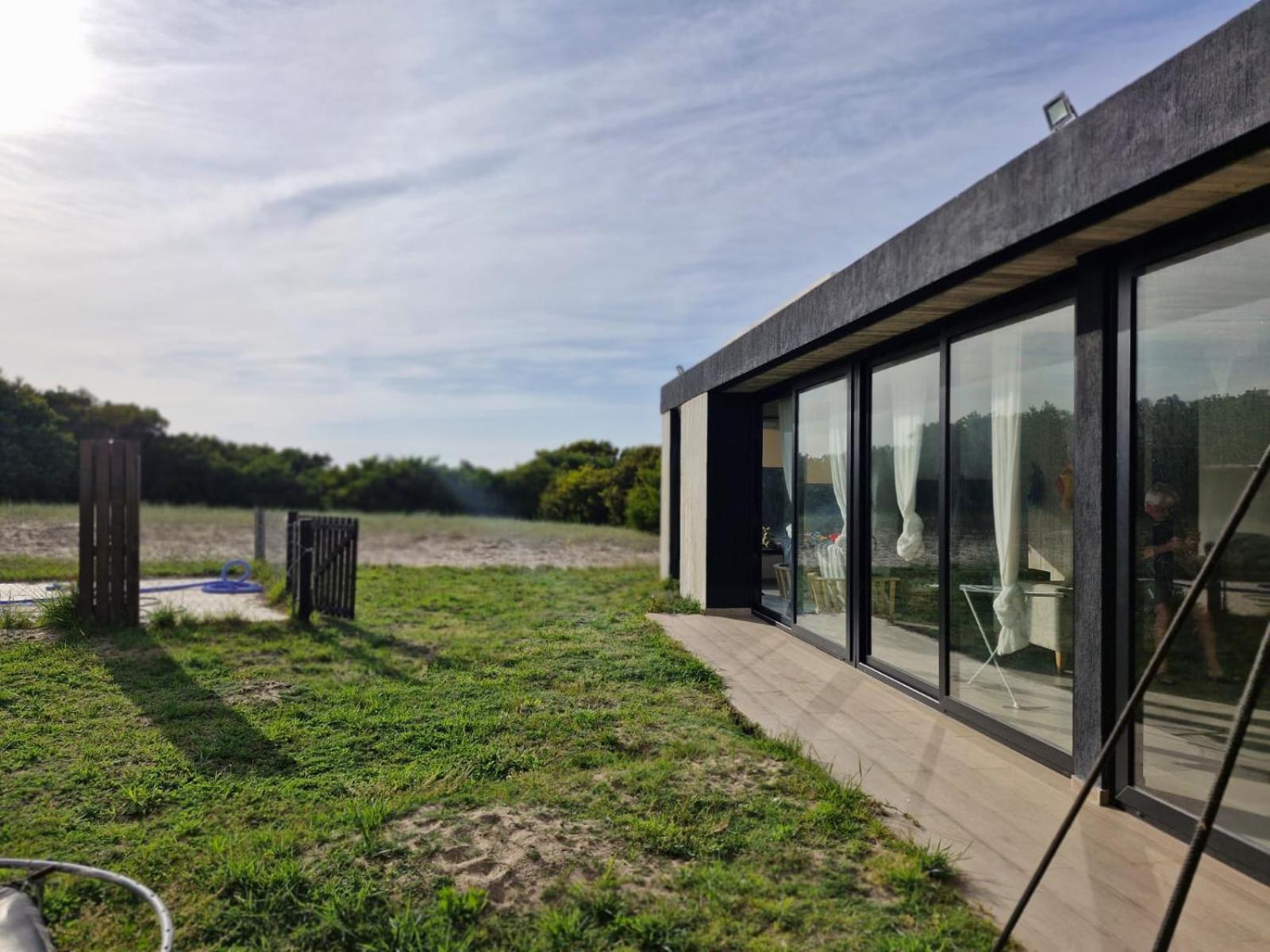 Casa con increíble vista al mar en Barrio privado Costa Atlántica