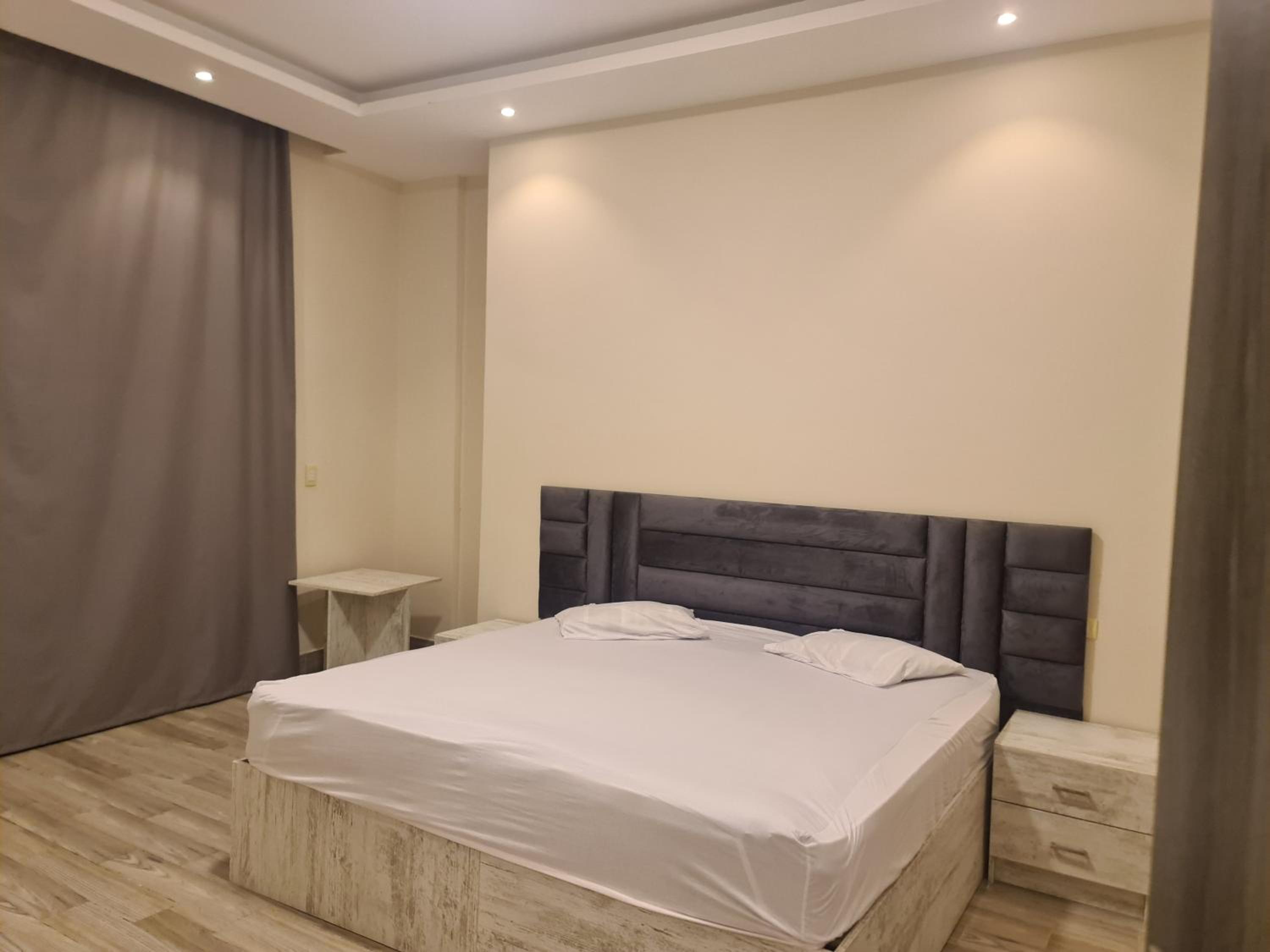 Garden 2BR in Nakhil Compound