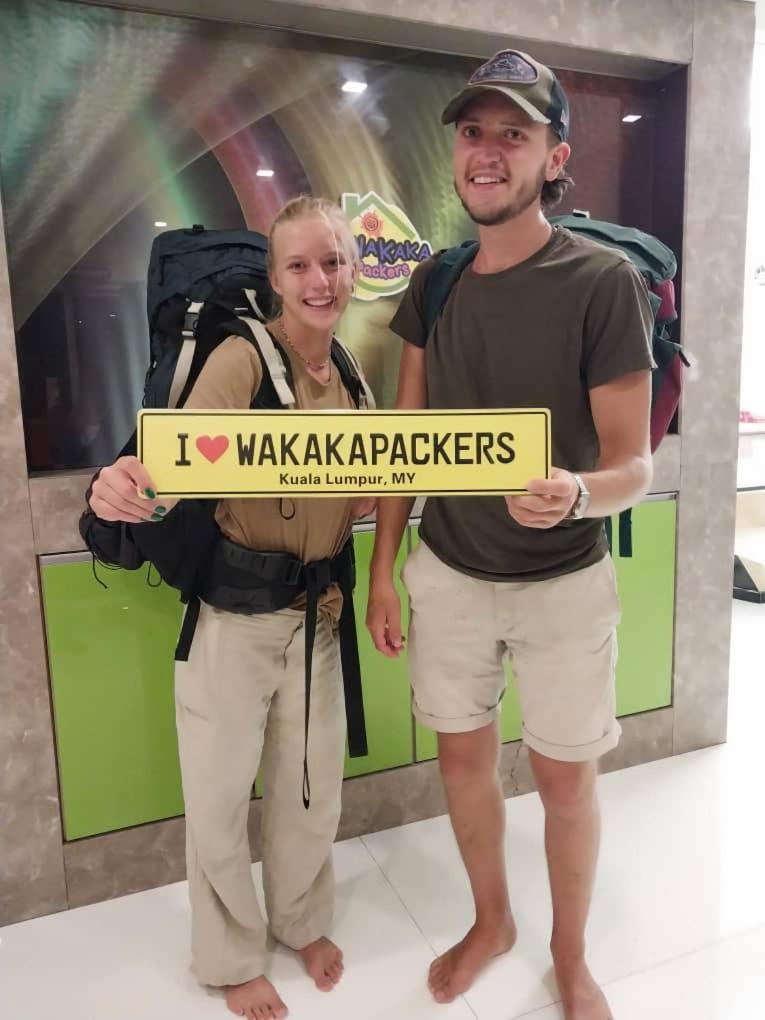 WakakaPackers