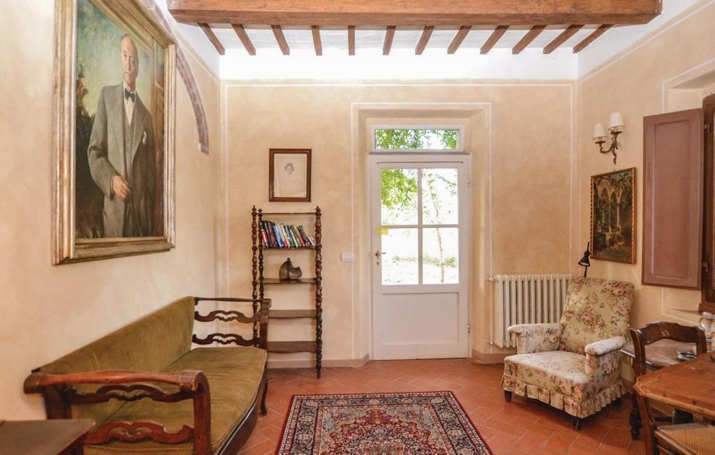 Tuscan Farmhouses at Castello del Calcione Estate