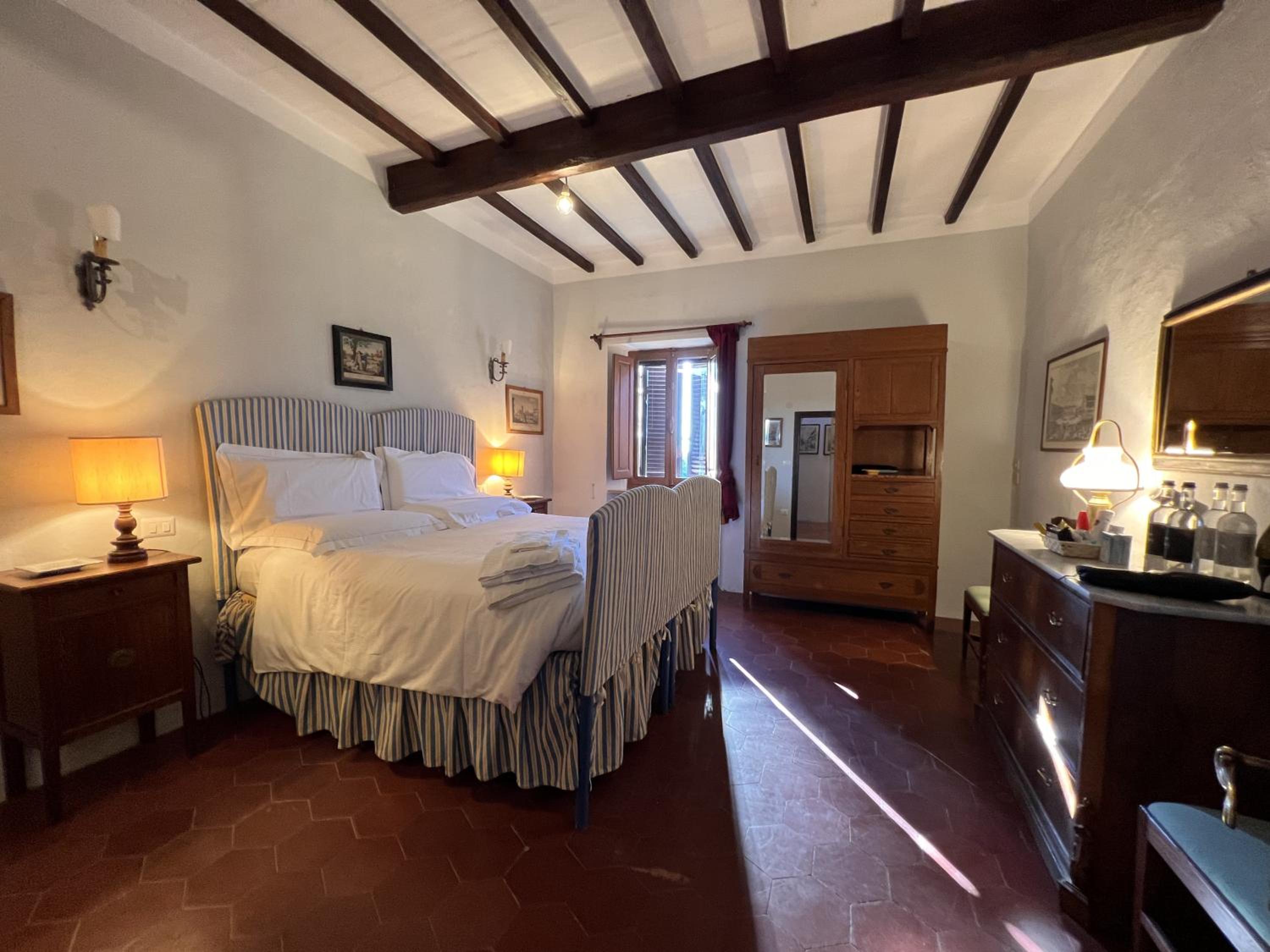 Tuscan Farmhouses at Castello del Calcione Estate