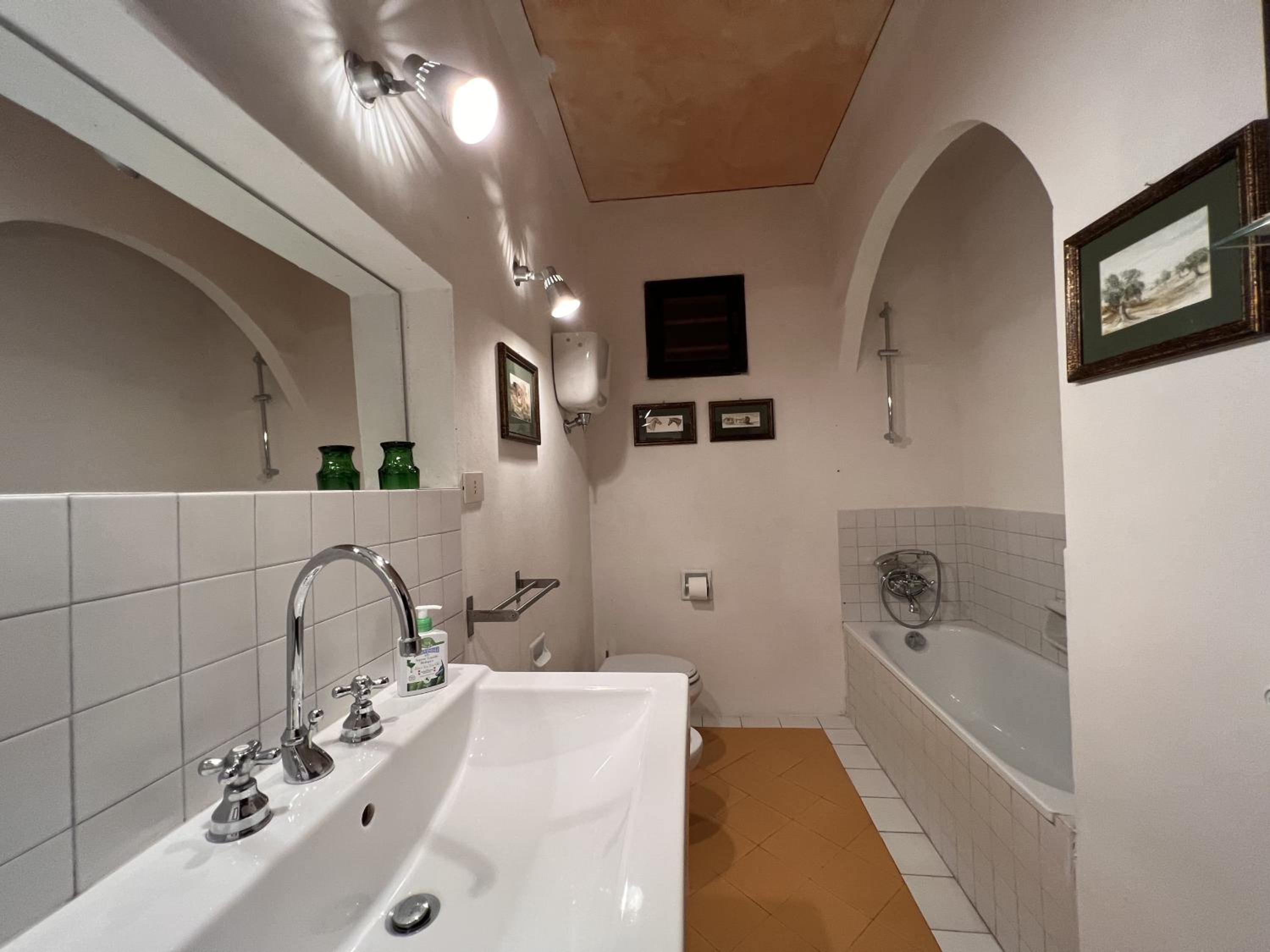 Tuscan Farmhouses at Castello del Calcione Estate