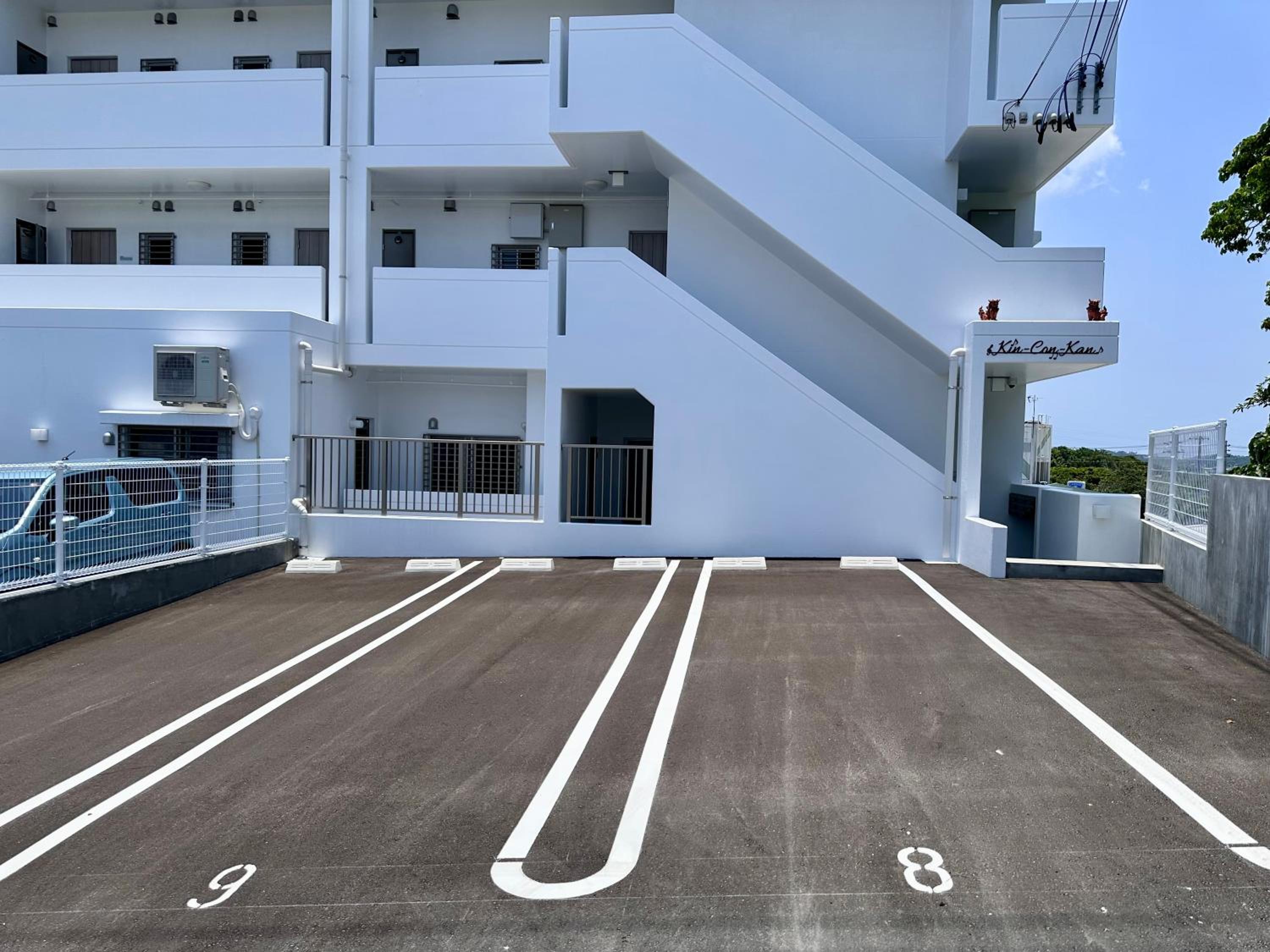Kin-Con-Kan 301 新築 那覇空港から車で25分 コンビニ徒歩1分 沖縄ワールド徒歩9分ファミリーや長期滞在者にもお勧め