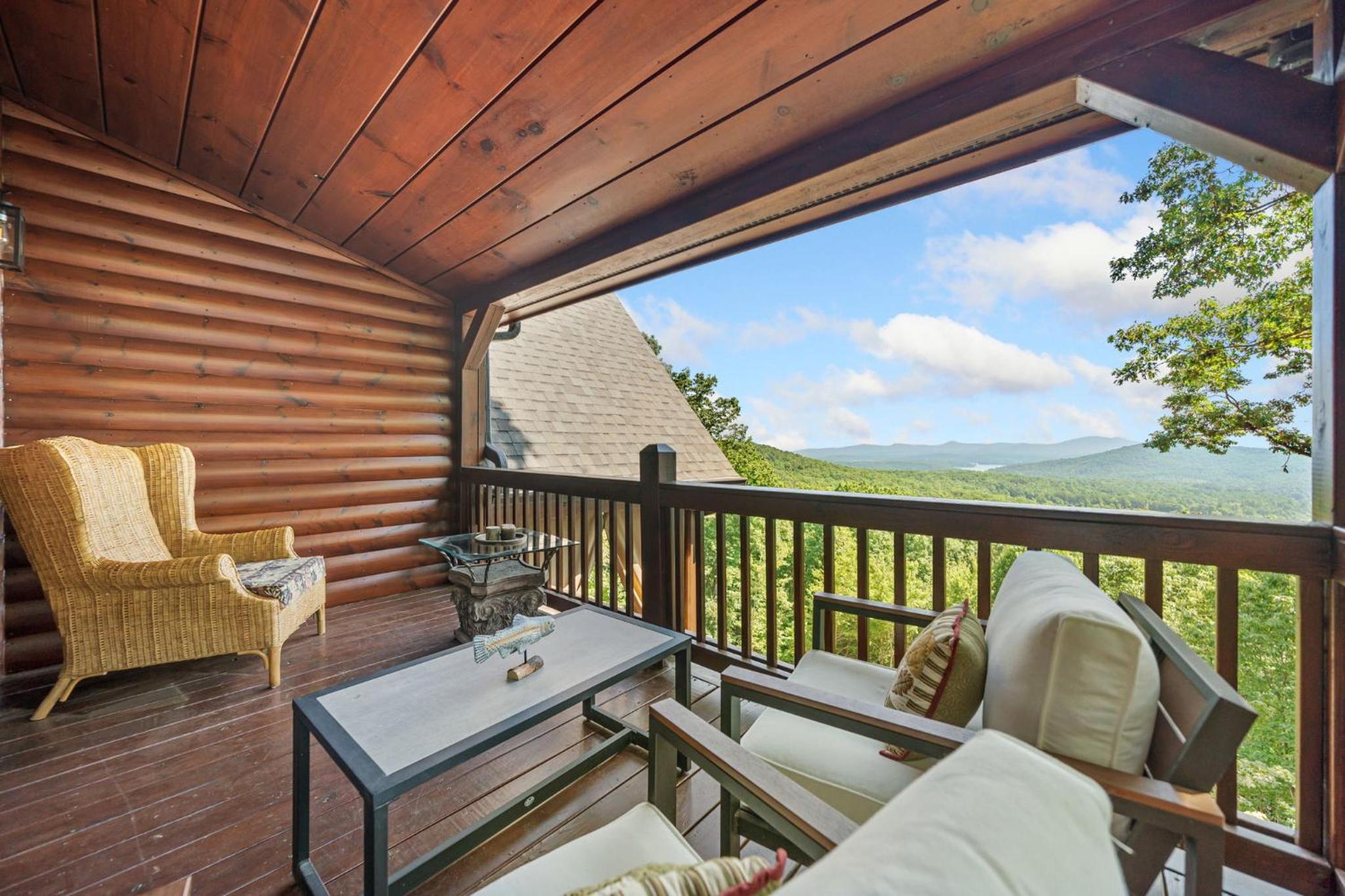 Sweetbay Lodge
