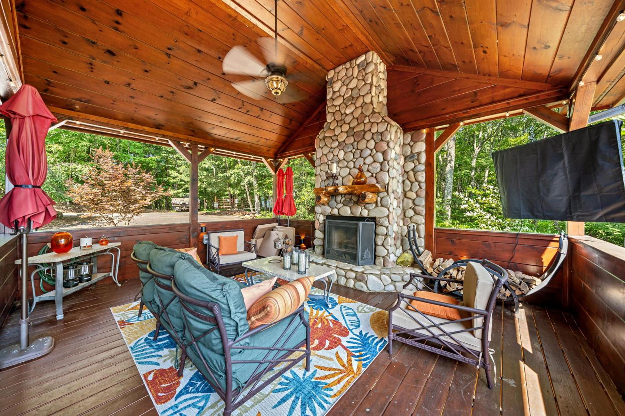 Sweetbay Lodge