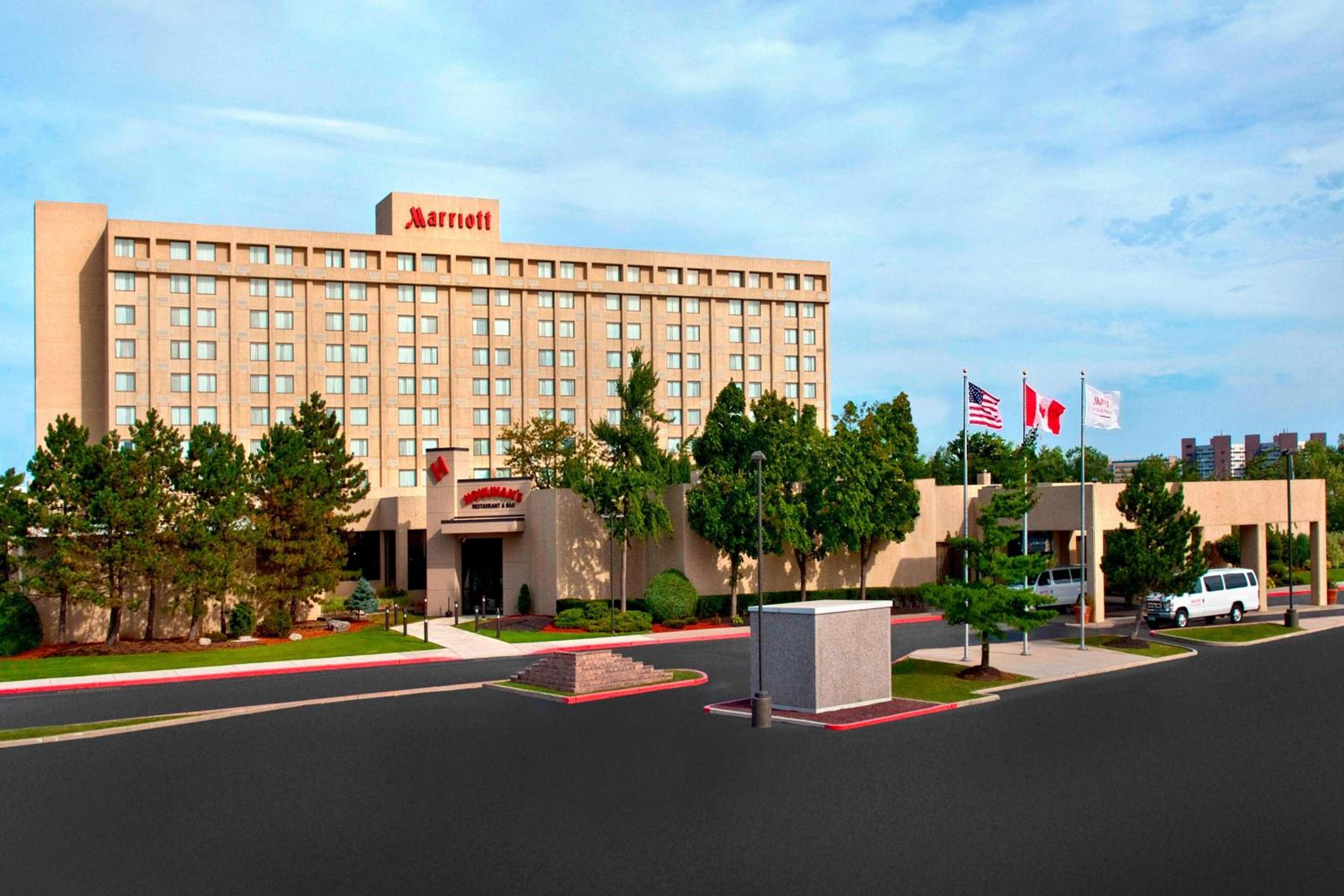 Hotel Buffalo Marriott Niagara