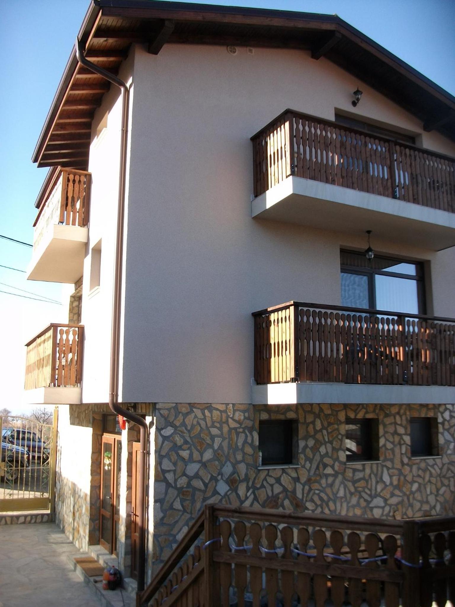 Andreevite Houses
