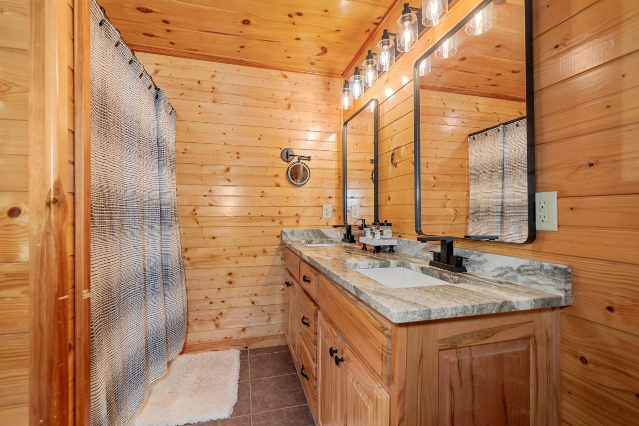 Sweetbay Lodge