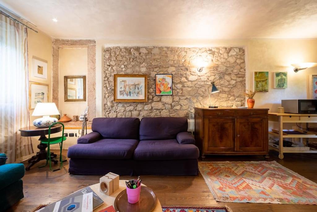 Between Nature&City - Casa Mezzane Pet Friendly view 3