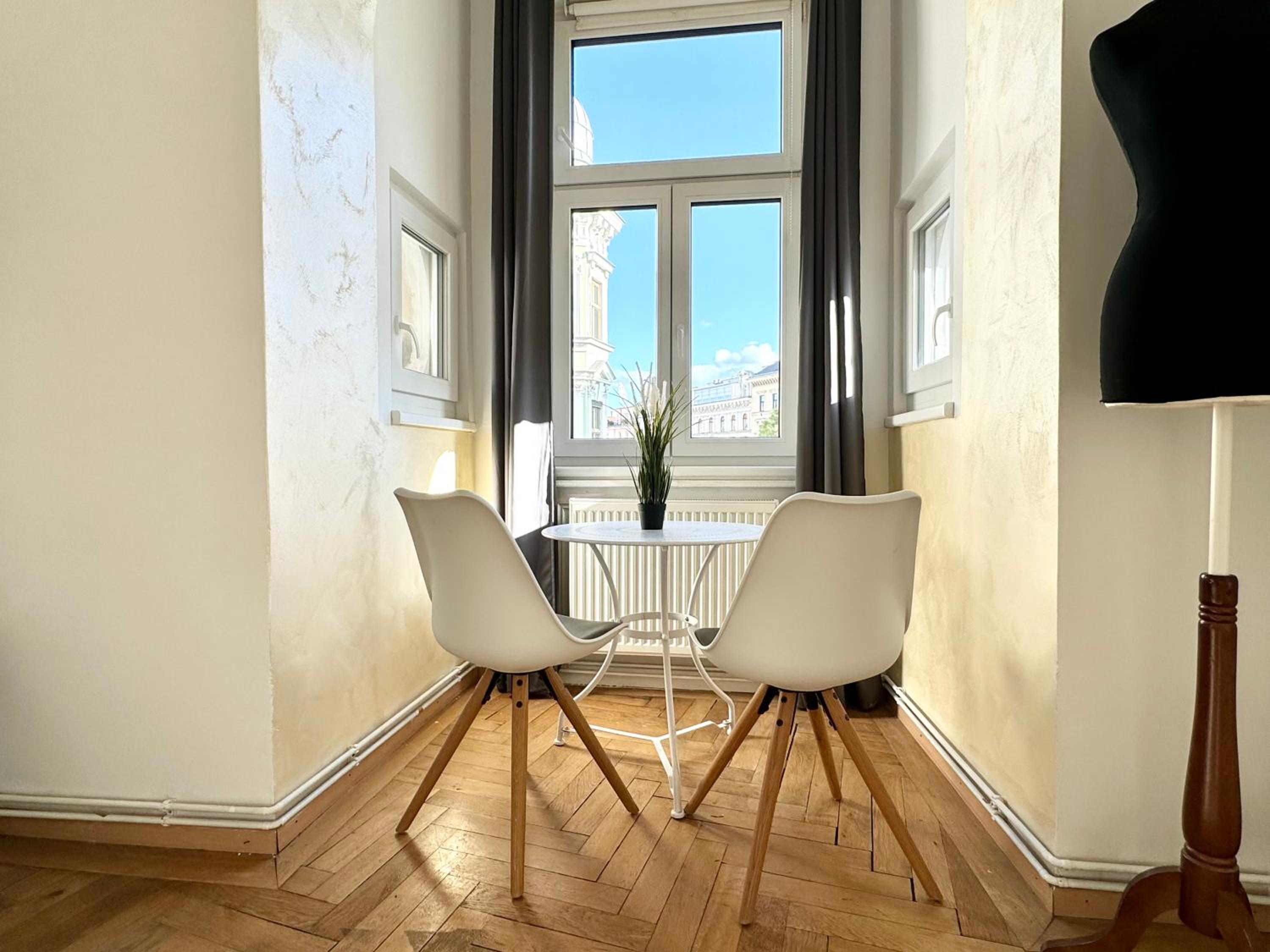 Premium Apartment located at the famous Vienna Kutschkermarkt
