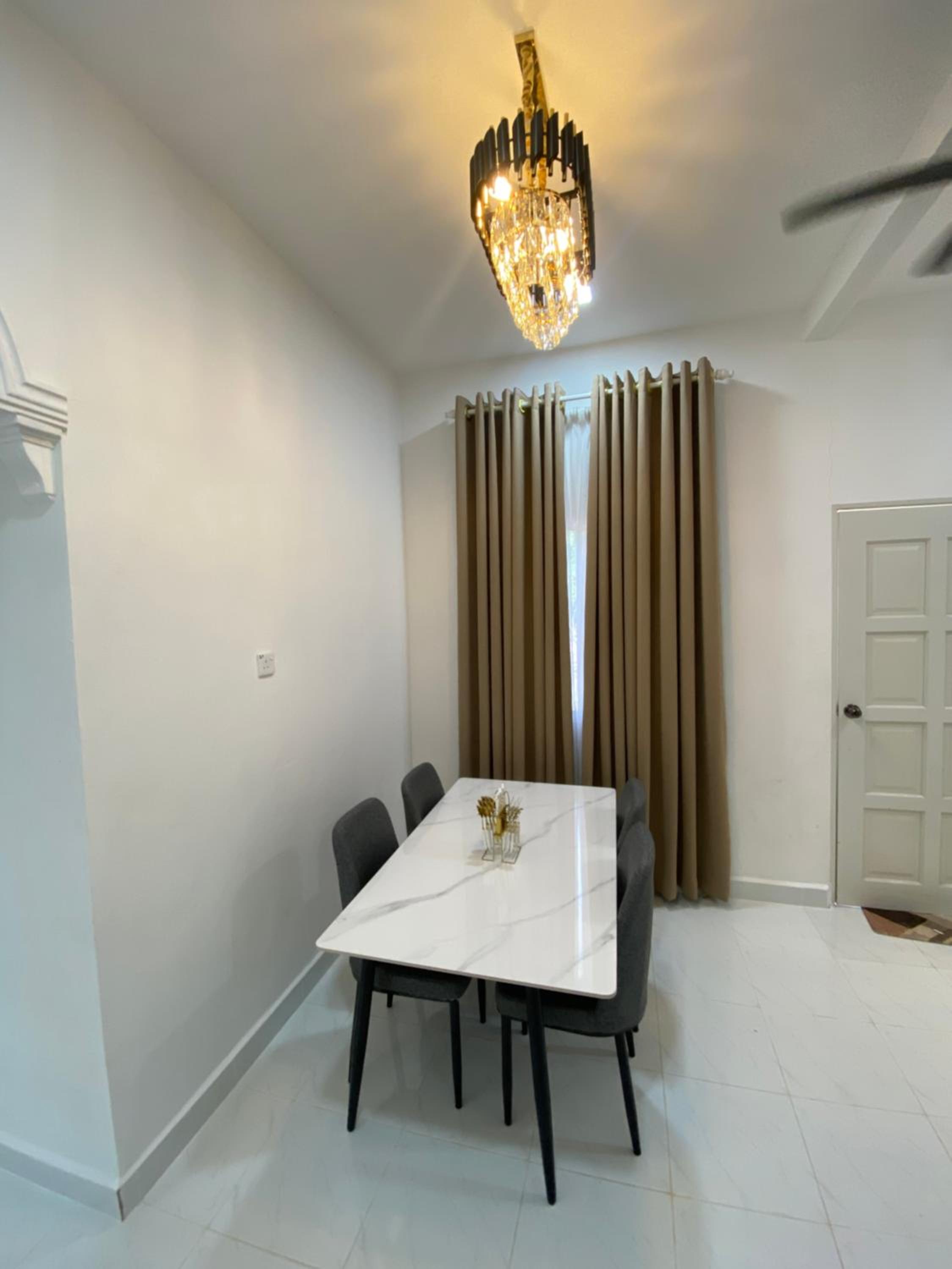 Delisha Qistina Homestay Jalan Rantau Panjang Pasir Mas photo 7