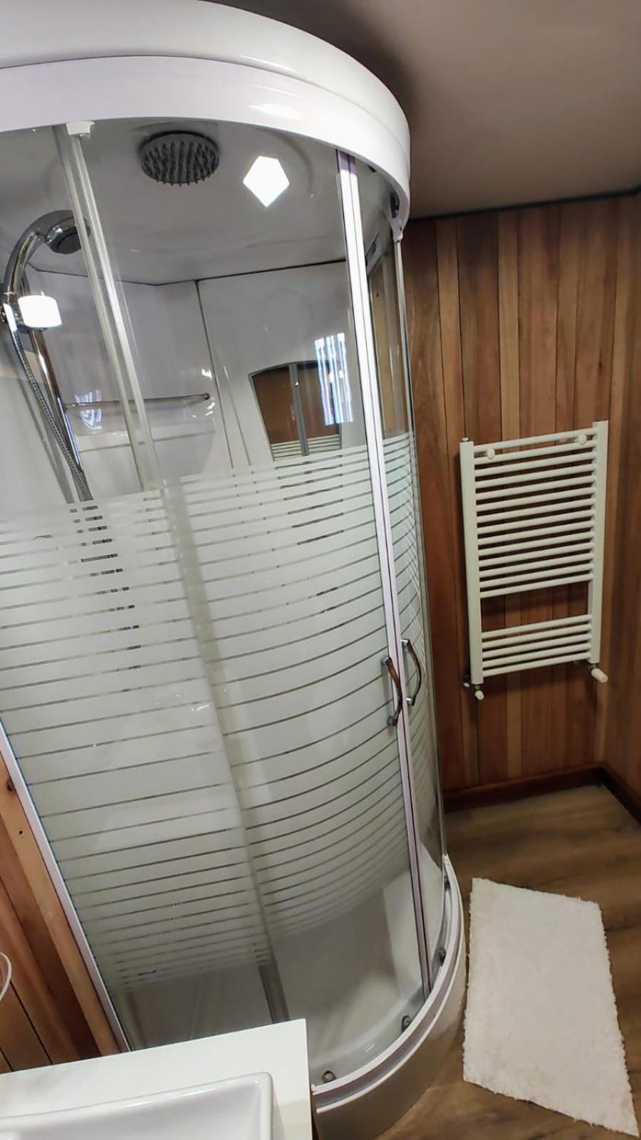 Departamento muy cálido y luminoso, 2 ambientes con amplio balcón, 3PAX (8V4)