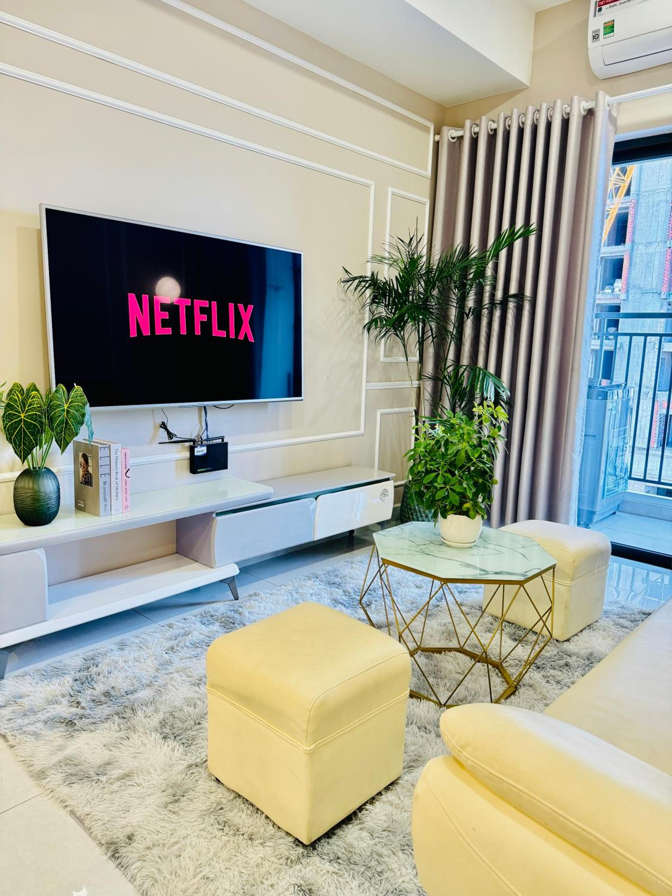 Soho Apt - luxury stay, next to BenThanh market