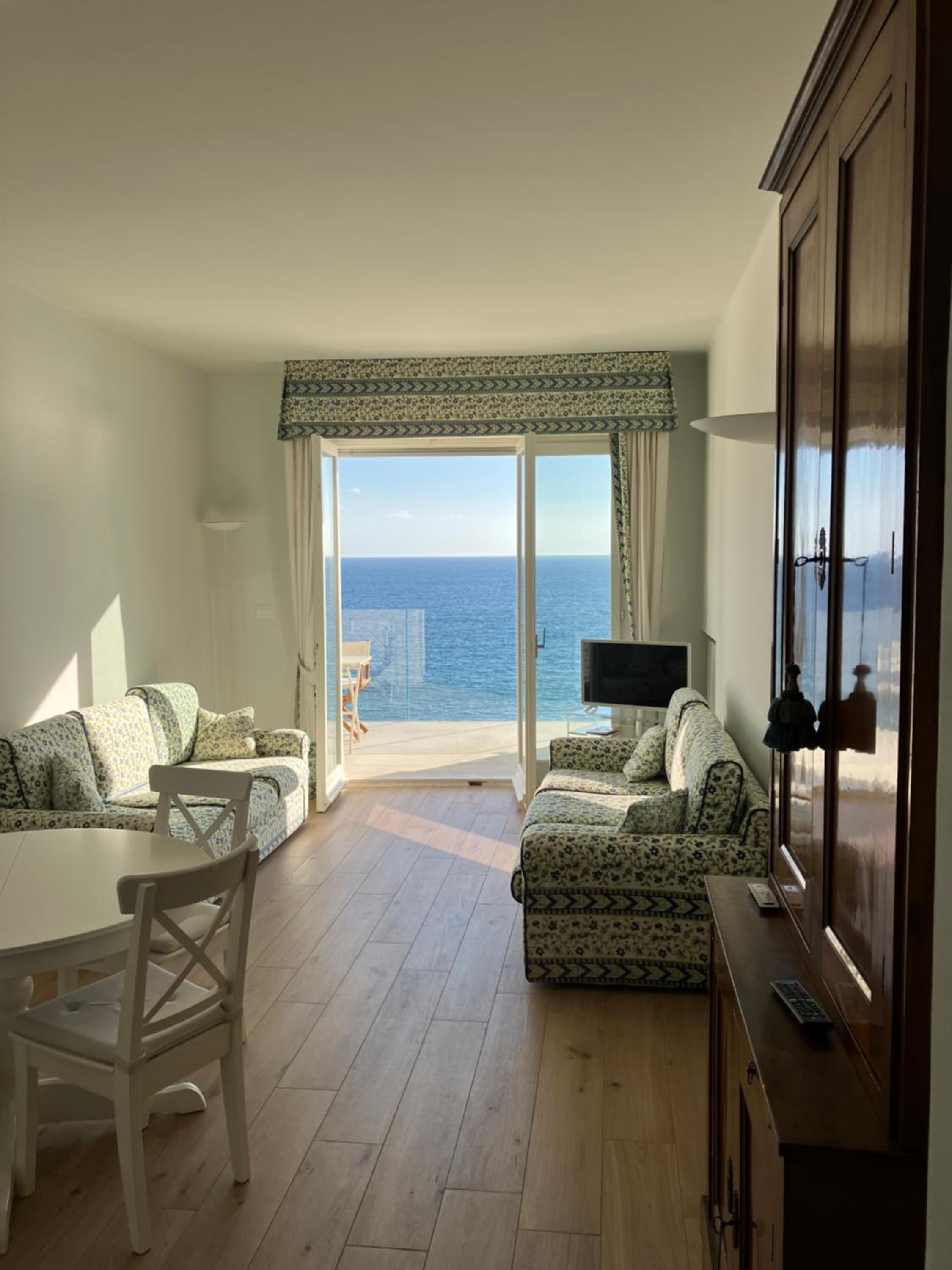 ALASSIO HOLIDAYS