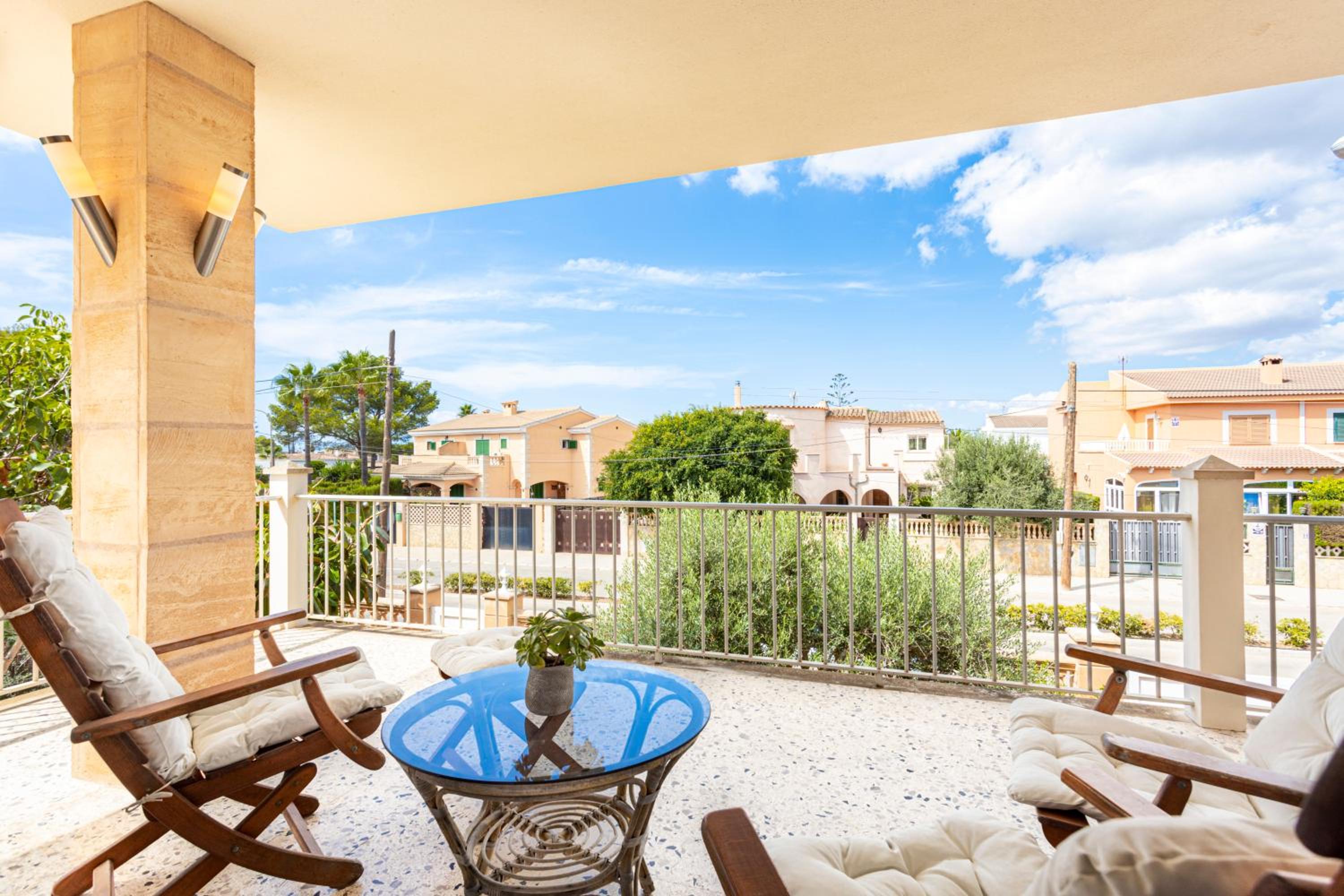 Ferienhaus Villa Ines Pool, BBQ, Homeoffice view 4