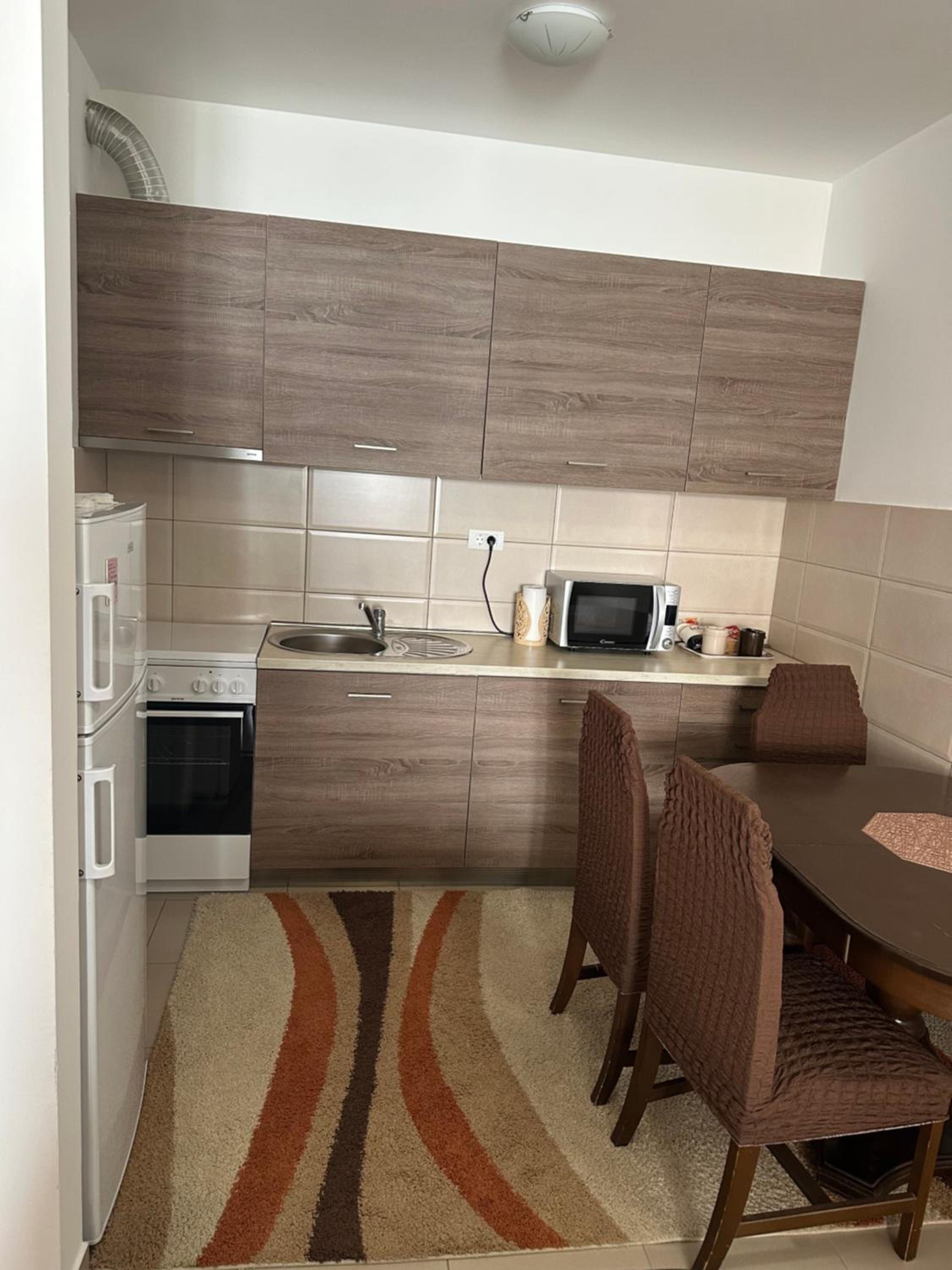 Viktor Apartman