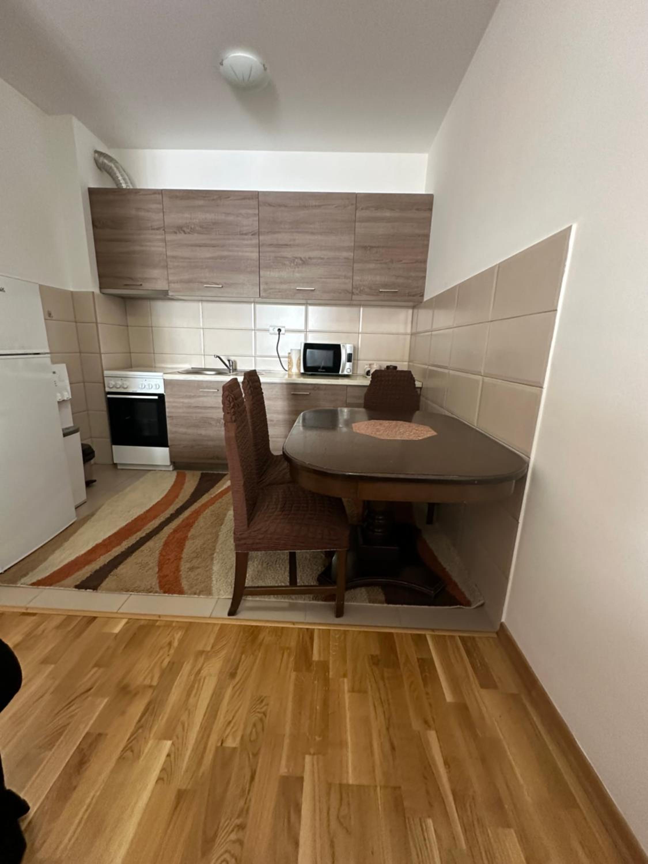 Viktor Apartman