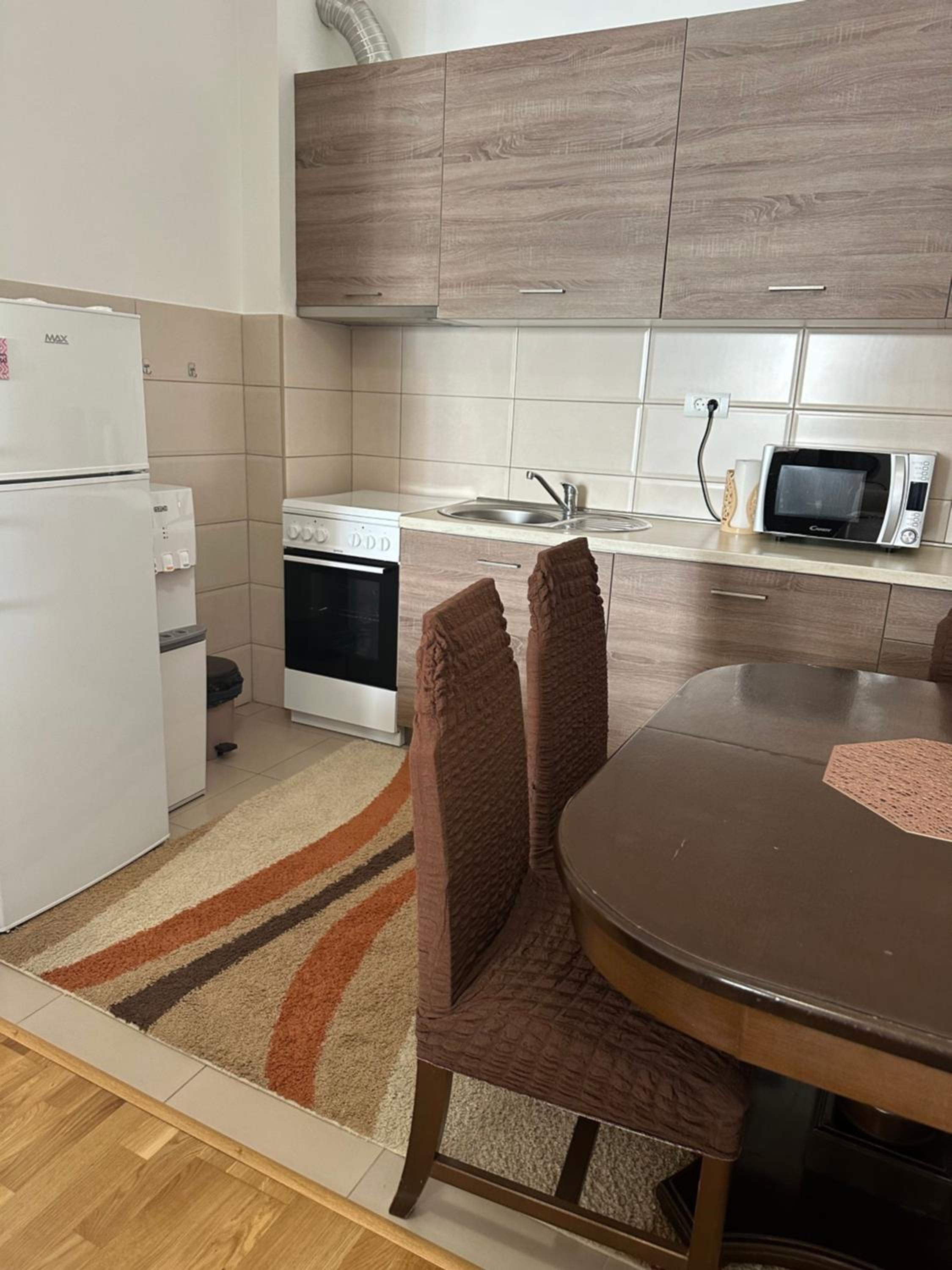 Viktor Apartman