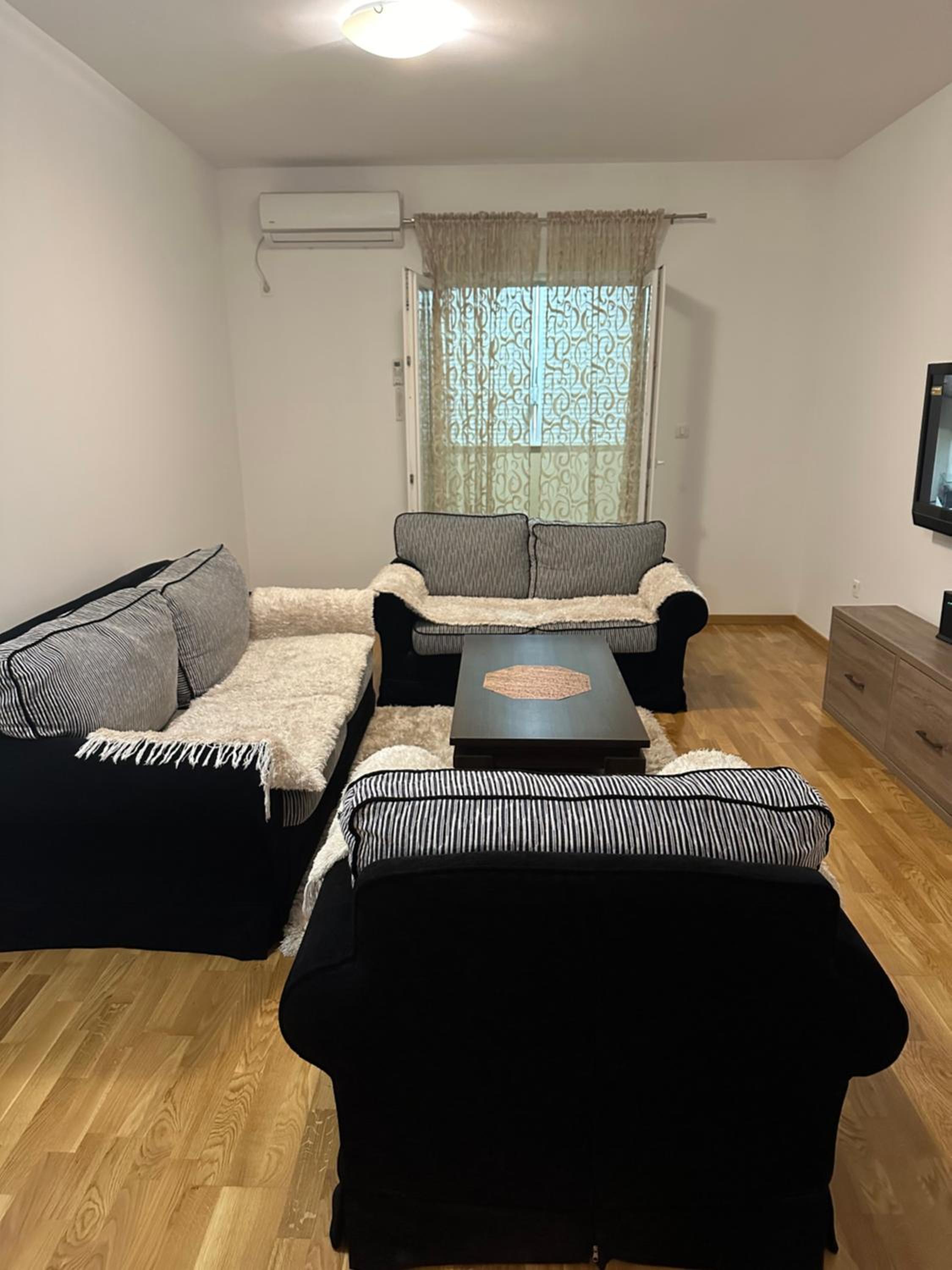 Viktor Apartman