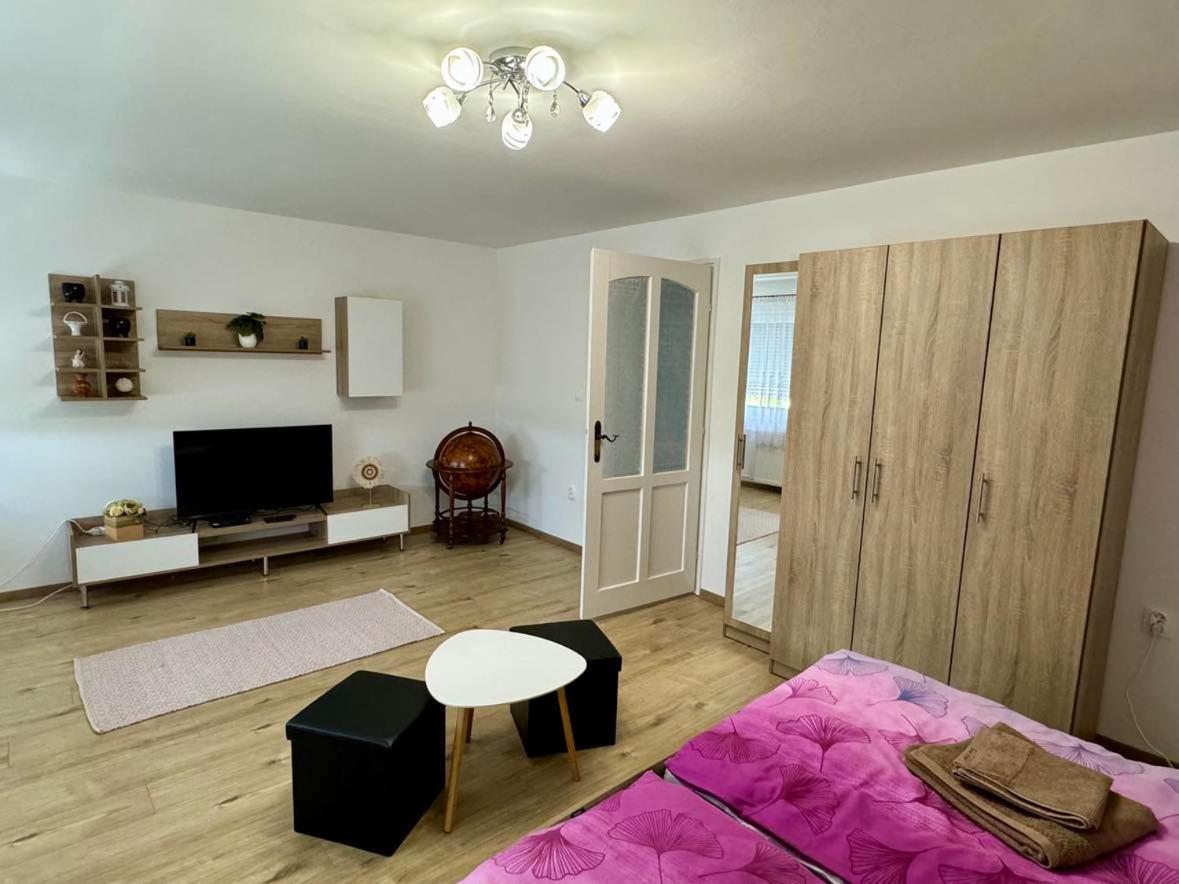 Nyugalom Szigete Apartmanok