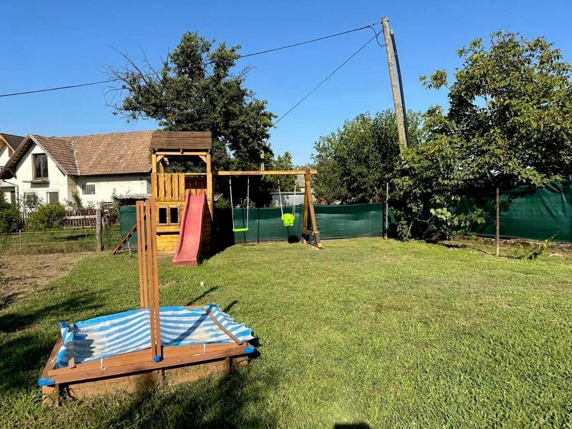 Nyugalom Szigete Apartmanok