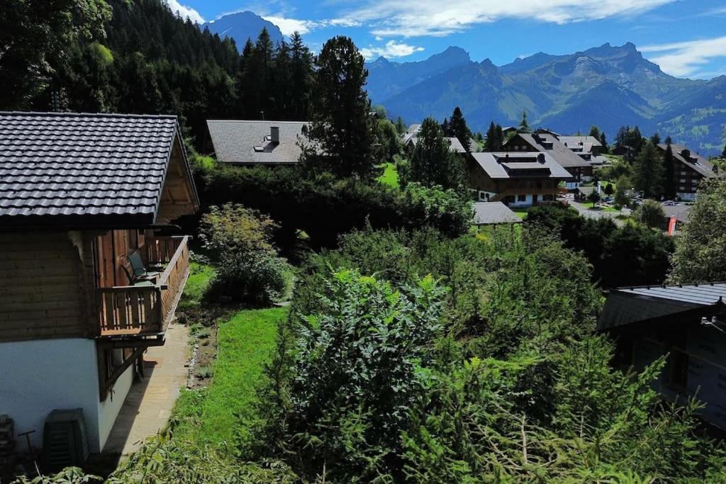 Peace & comfort - Great views and location