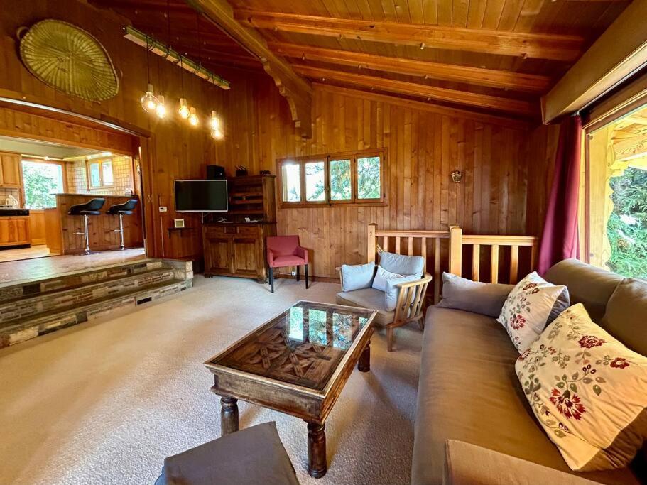 Peace & comfort - Great views and location
