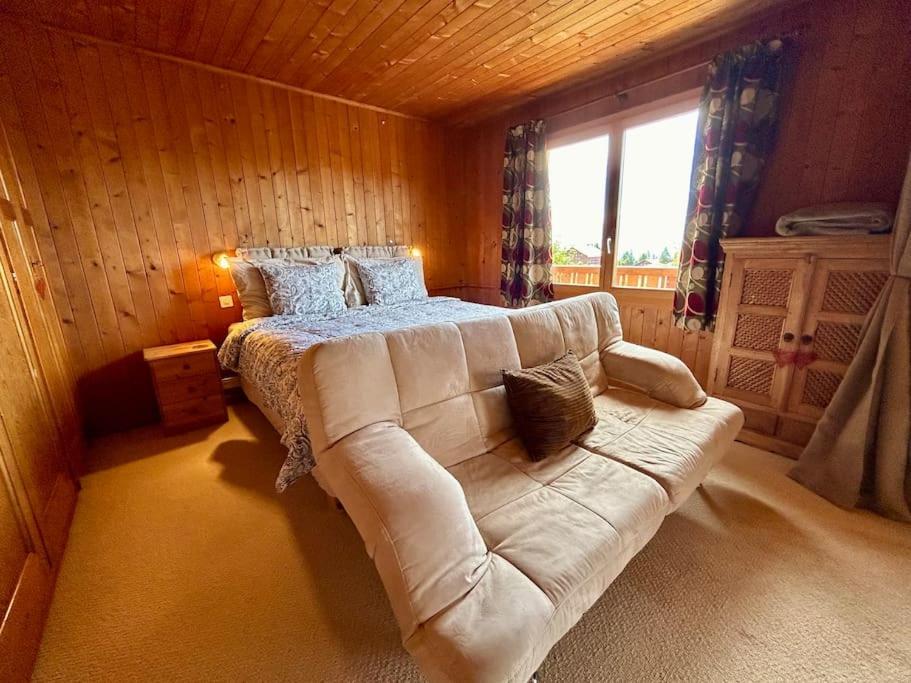 Peace & comfort - Great views and location