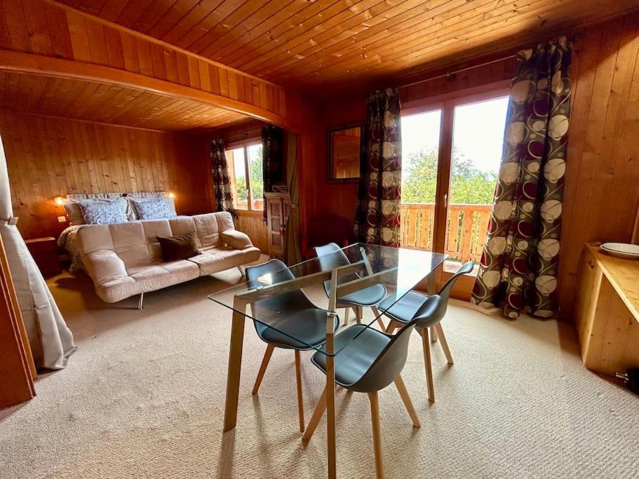 Peace & comfort - Great views and location