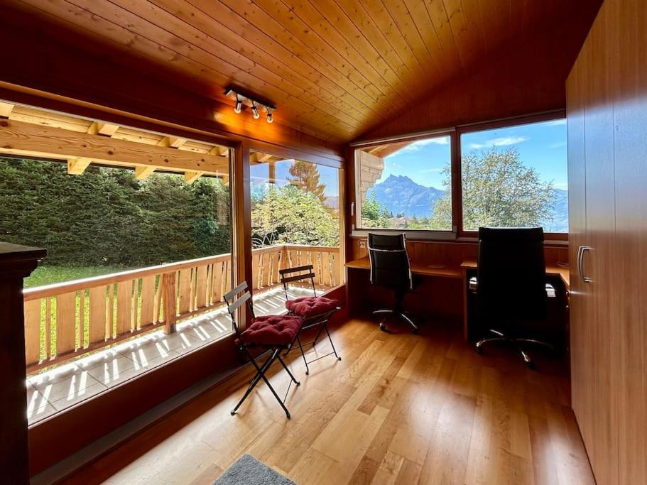 Peace & comfort - Great views and location