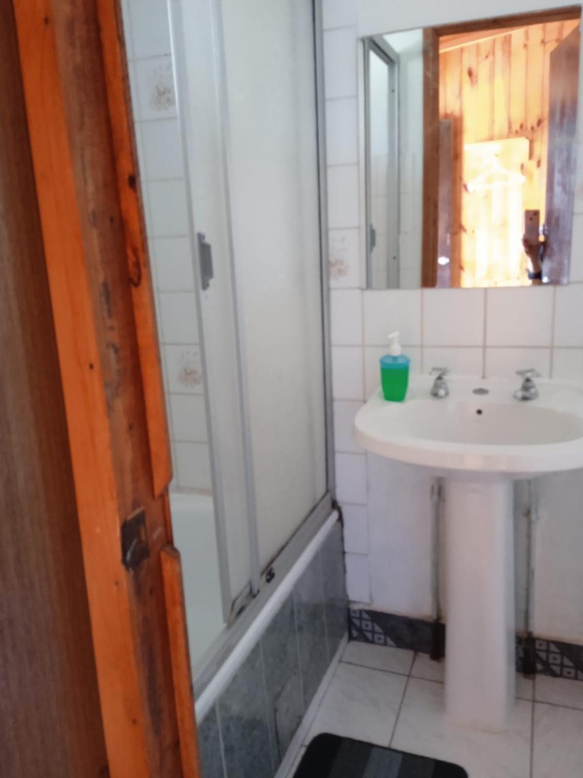 Hostal Pichilemu Traveland