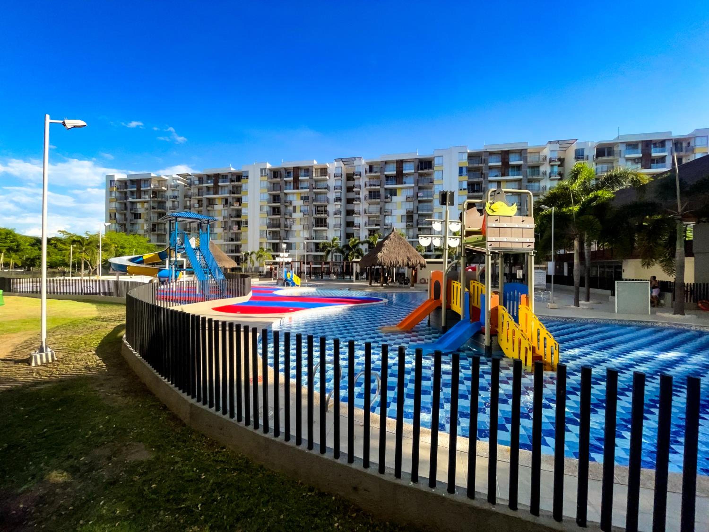 Moderno Apartamento en Peña Azul Aldea Ricaurte Cerca de Carulla Popsi y Club Puerto Peñalisa piso 3