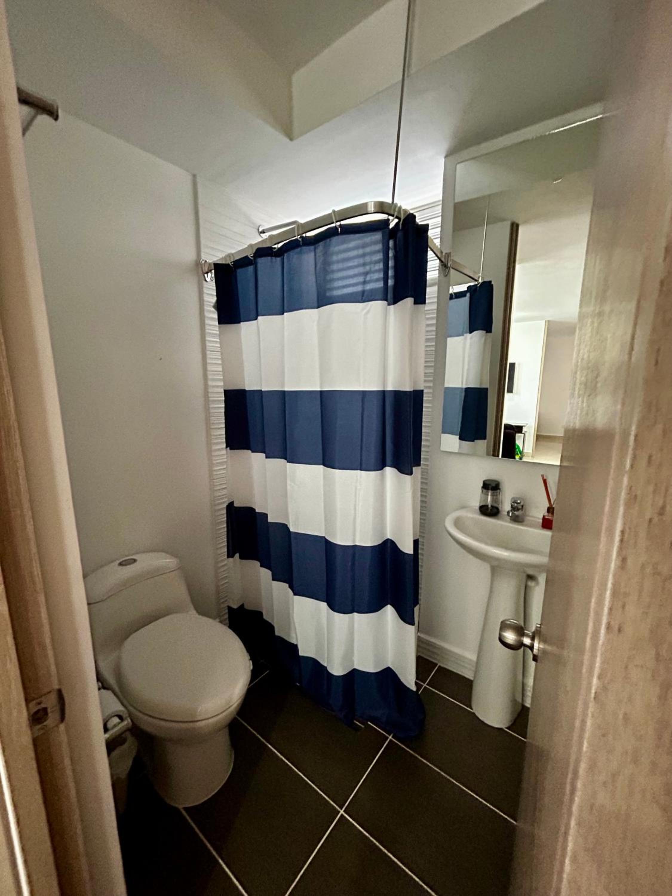Moderno Apartamento en Peña Azul Aldea Ricaurte Cerca de Carulla Popsi y Club Puerto Peñalisa piso 3
