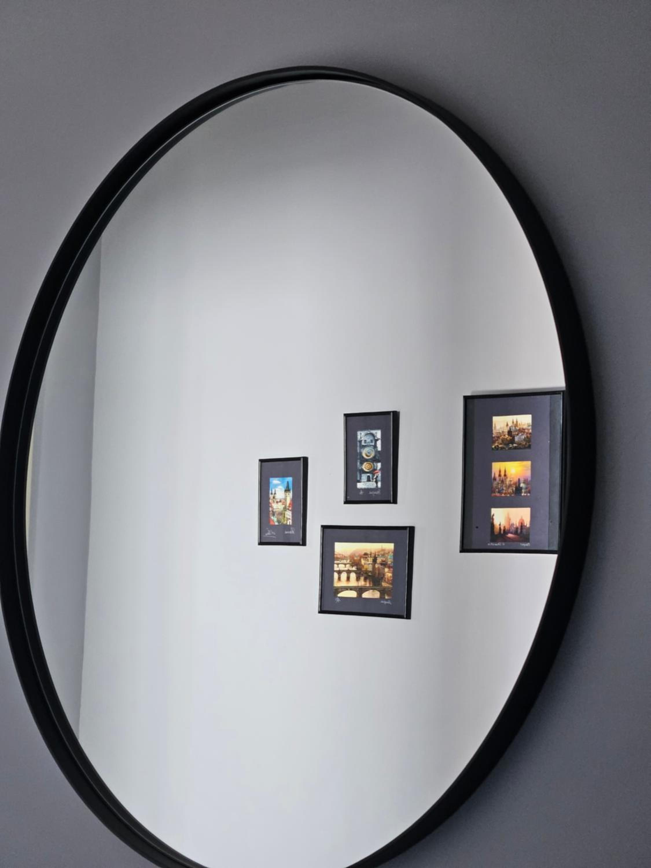 Apartment 22