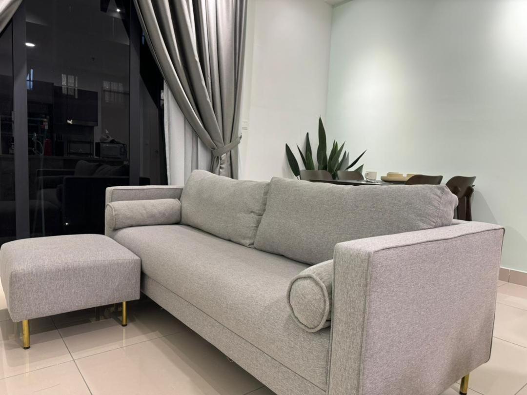 TRION 2, KLCC TRX IKEA at Chan Sow Lin, Kuala Lumpur by One Guesthouse