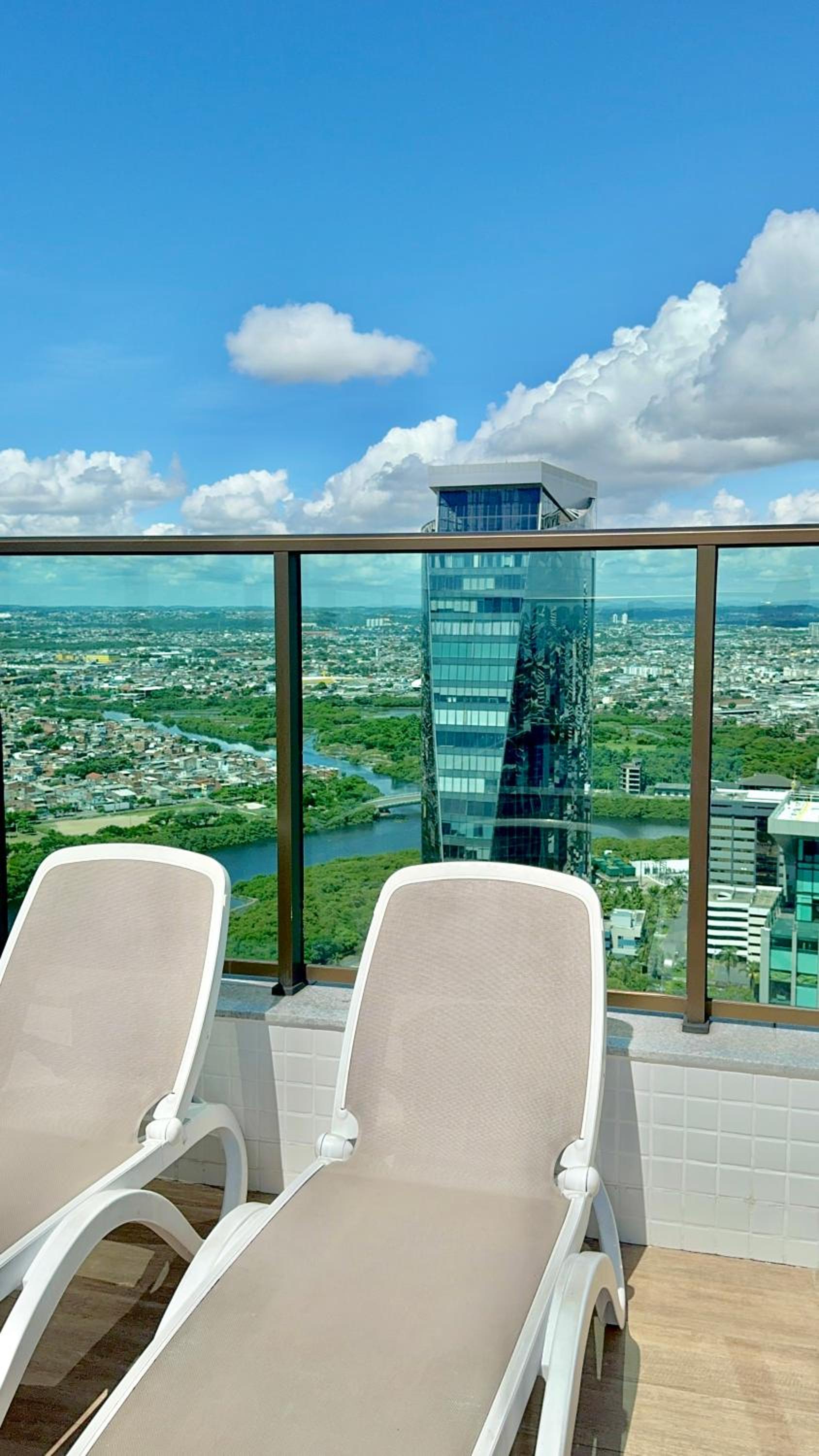 Apartamento Ilha do Leite Polo médico e empresarial