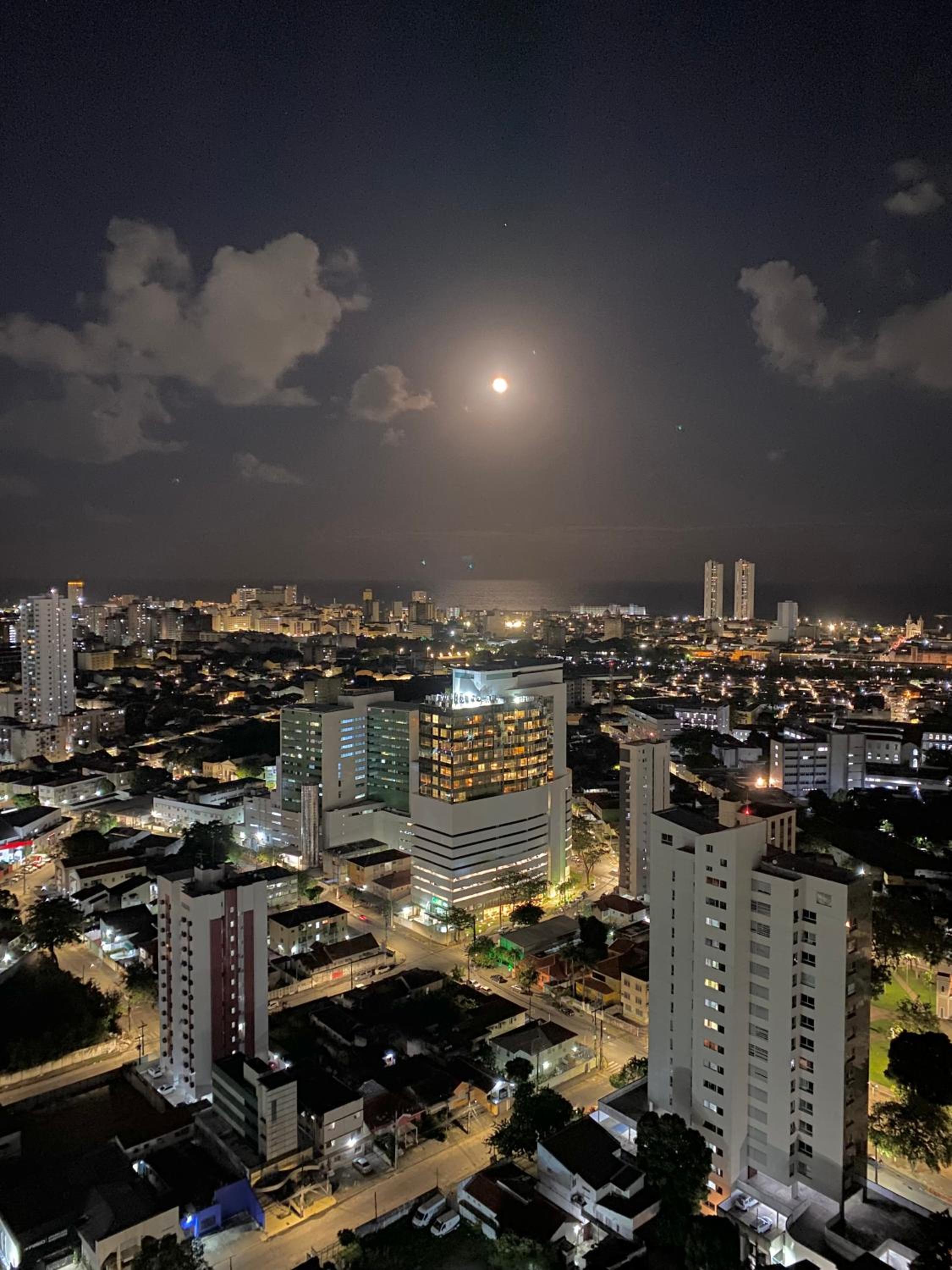 Apartamento Ilha do Leite Polo médico e empresarial