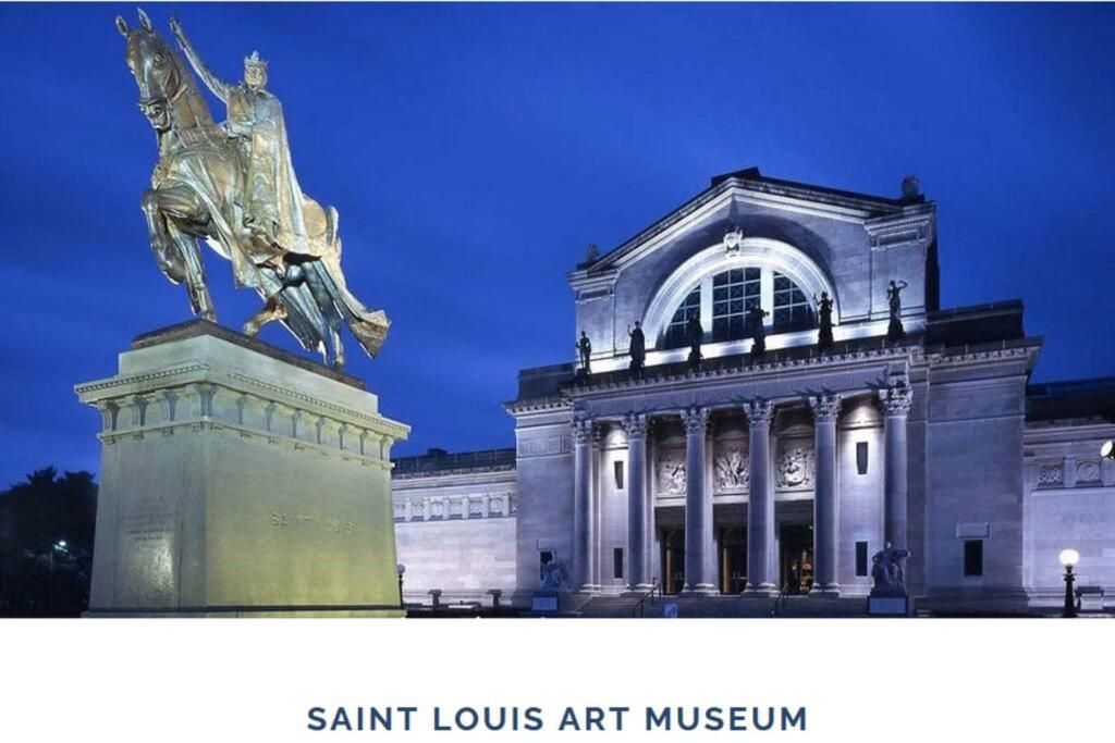St Louis Gem Cozy 1BR with Balcony & Top Amenities