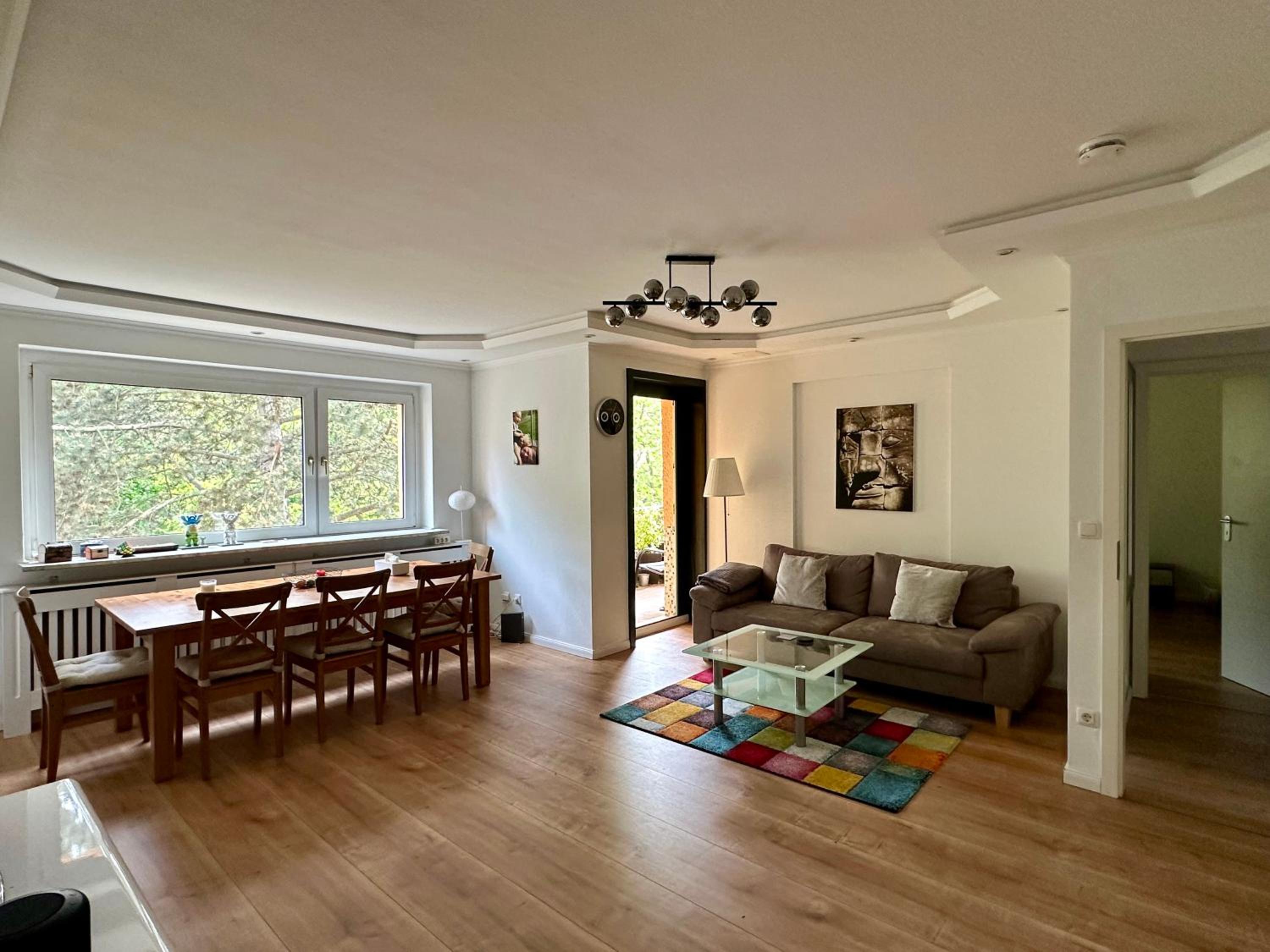 Ruhiges Apartment in Berlin mit Parkplatz & Balkon