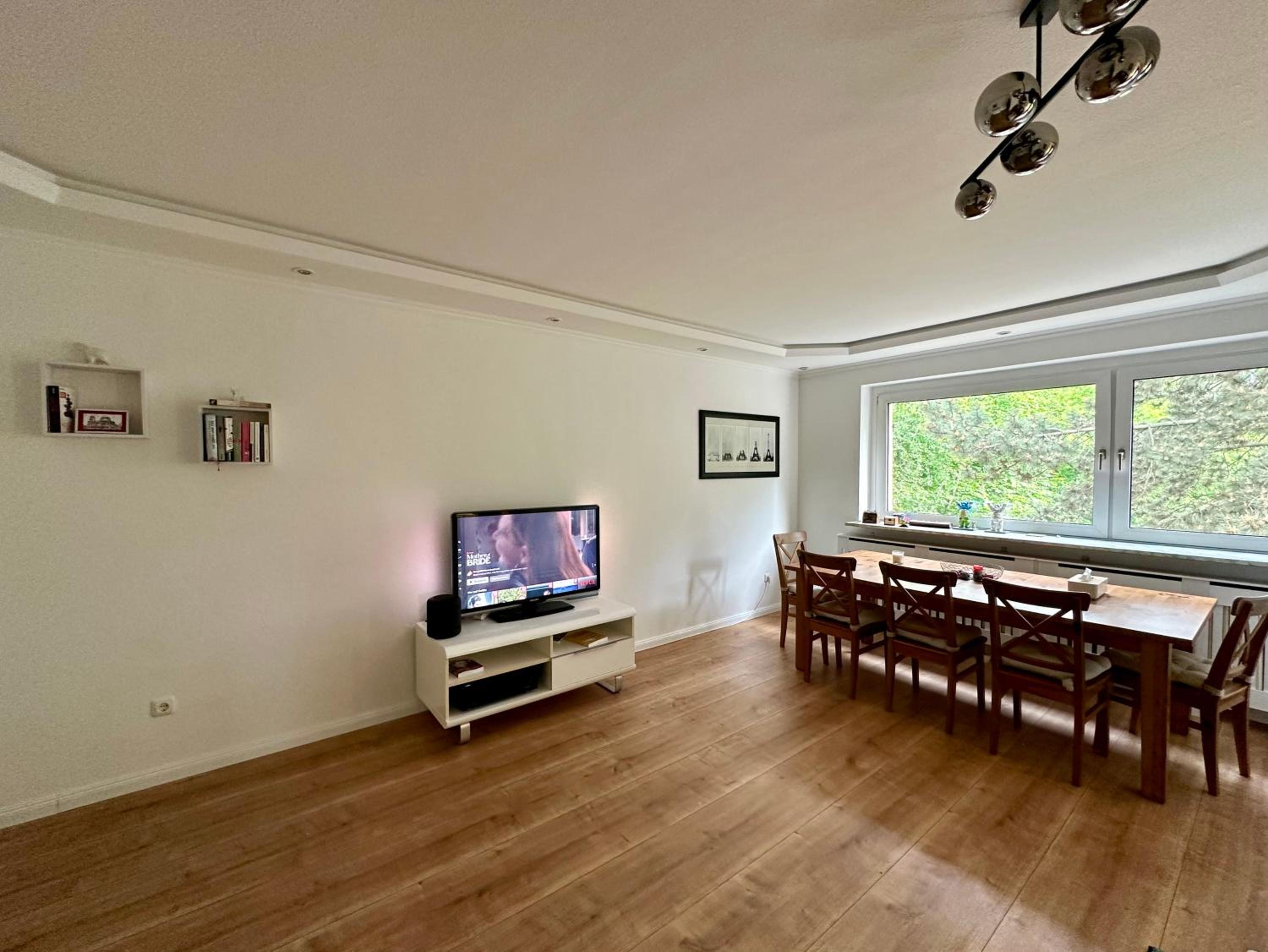 Ruhiges Apartment in Berlin mit Parkplatz & Balkon