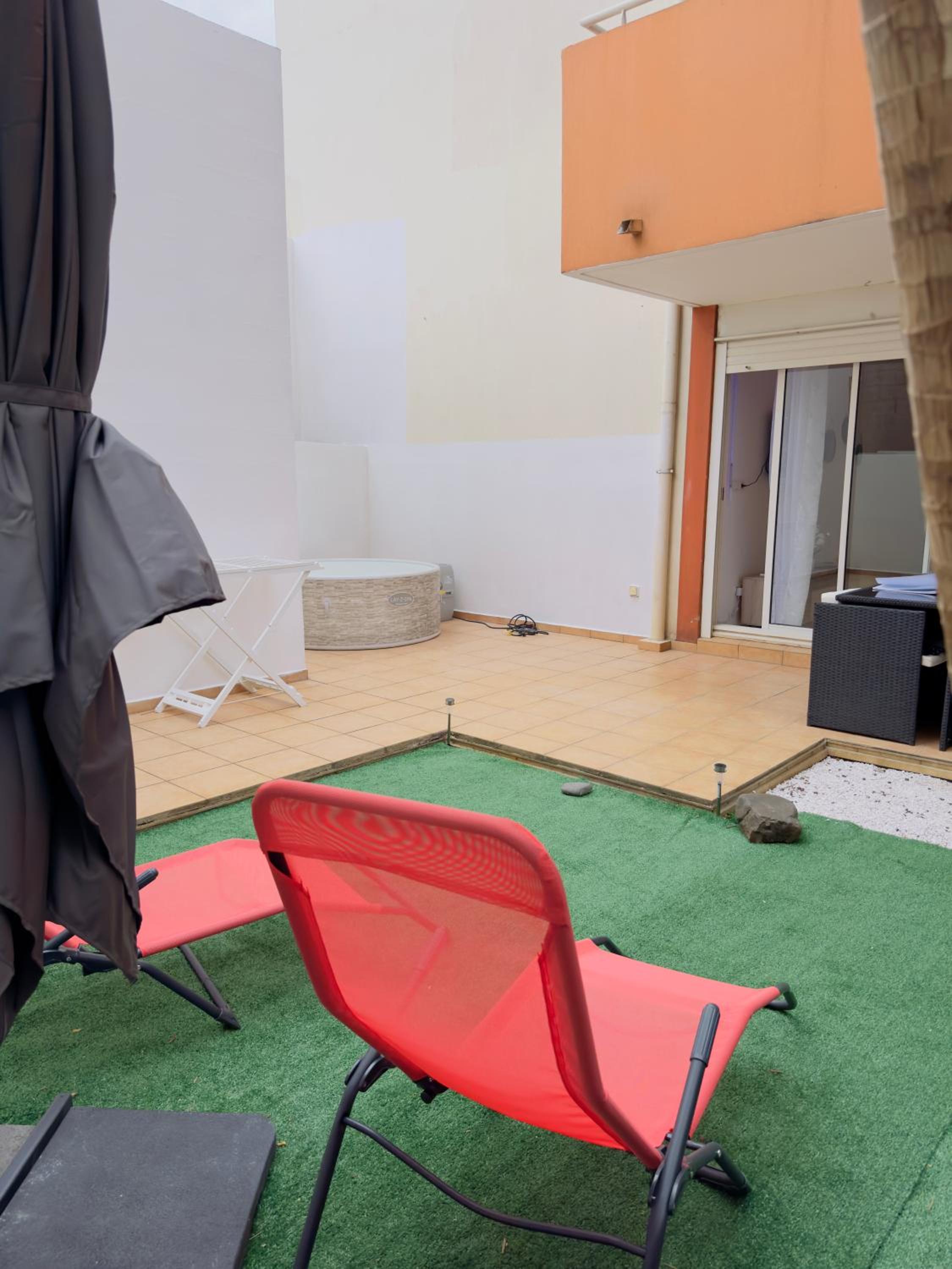 Le Petit Oasis à Saint-Denis view 4