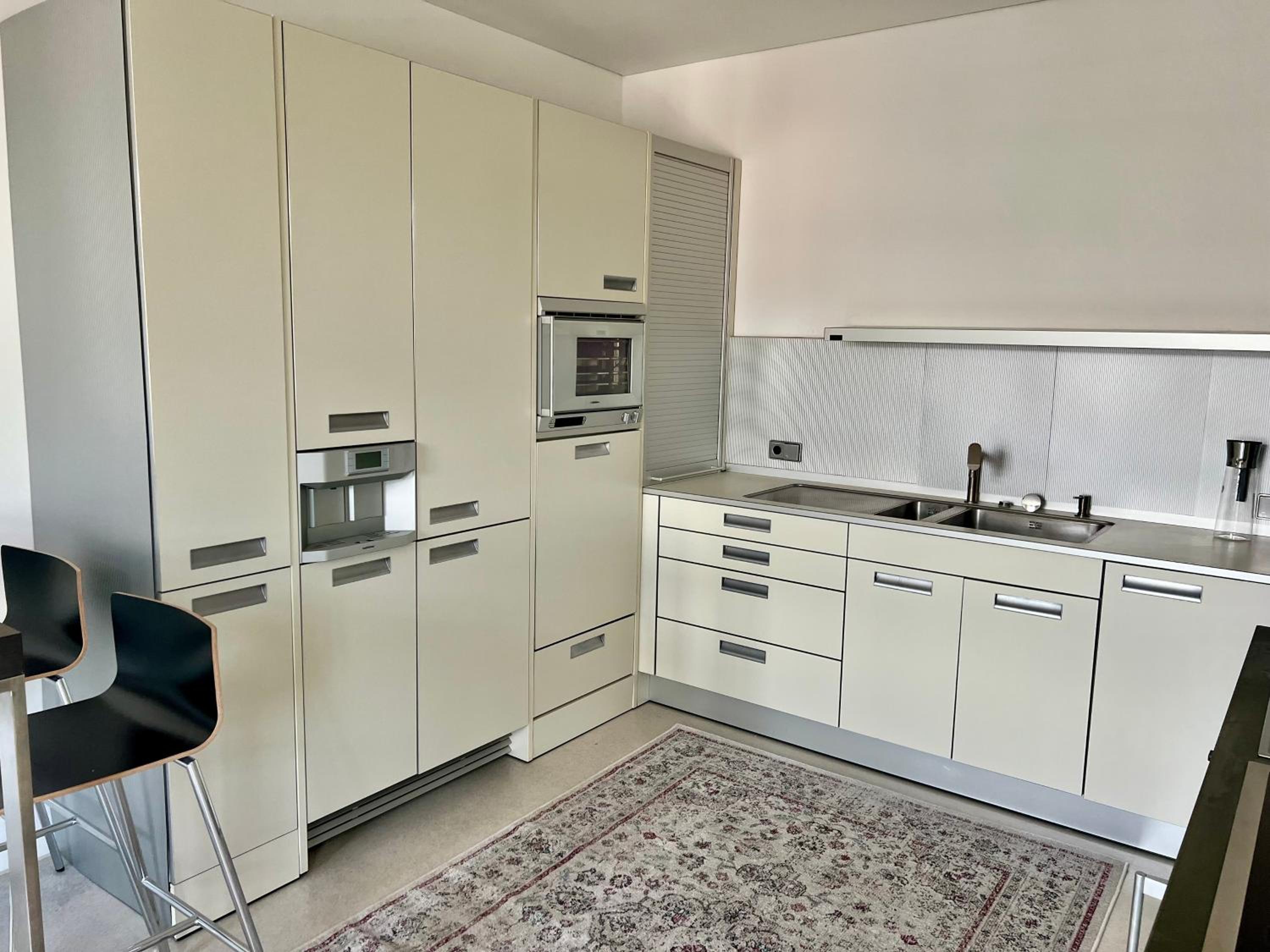 Luxus-Apartment in historischer Villa, Balkon & Lift, Nähe Therme Bad Hall