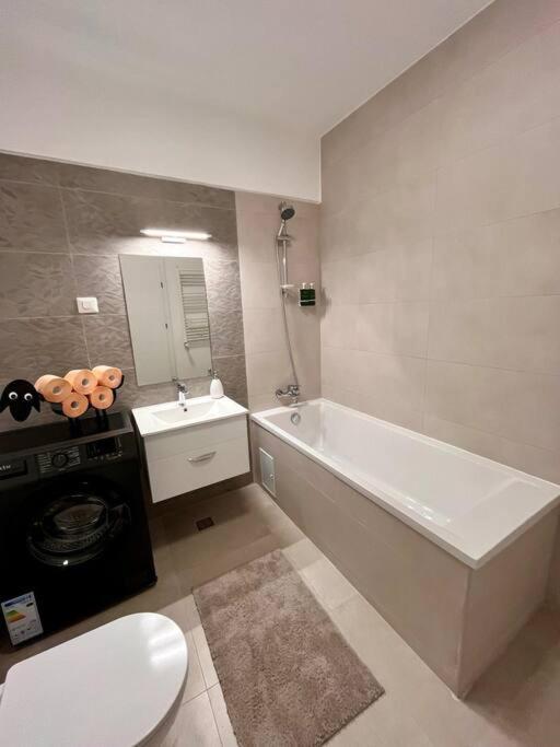 The Butterfly Suite București