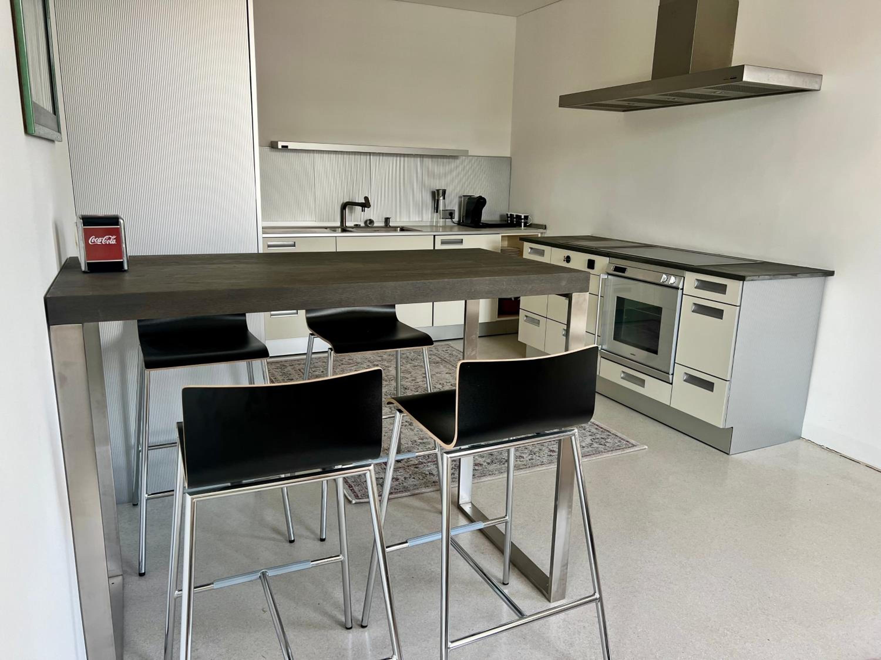 Luxus-Apartment in historischer Villa, Balkon & Lift, Nähe Therme Bad Hall