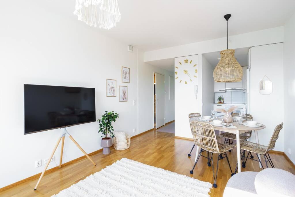 Arctic Bliss Penthouse Hosted by Hygge Host
