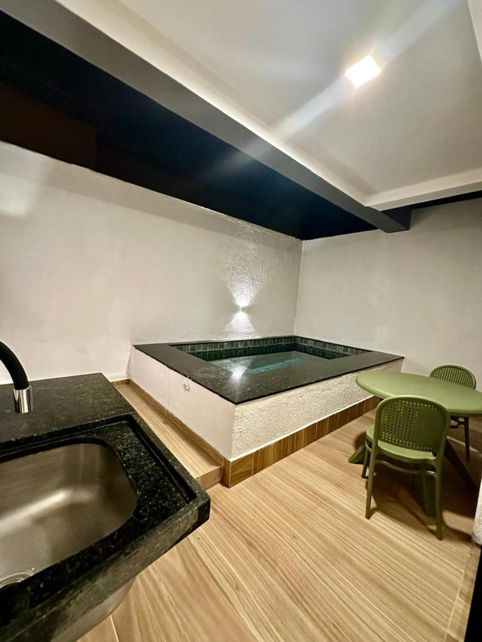 PORTO DE GALINHAS Flats na melhor localização a 50M DO MAR E CENTRINHO - OPÇÕES COM E SEM PISCINA PRIVATIVA